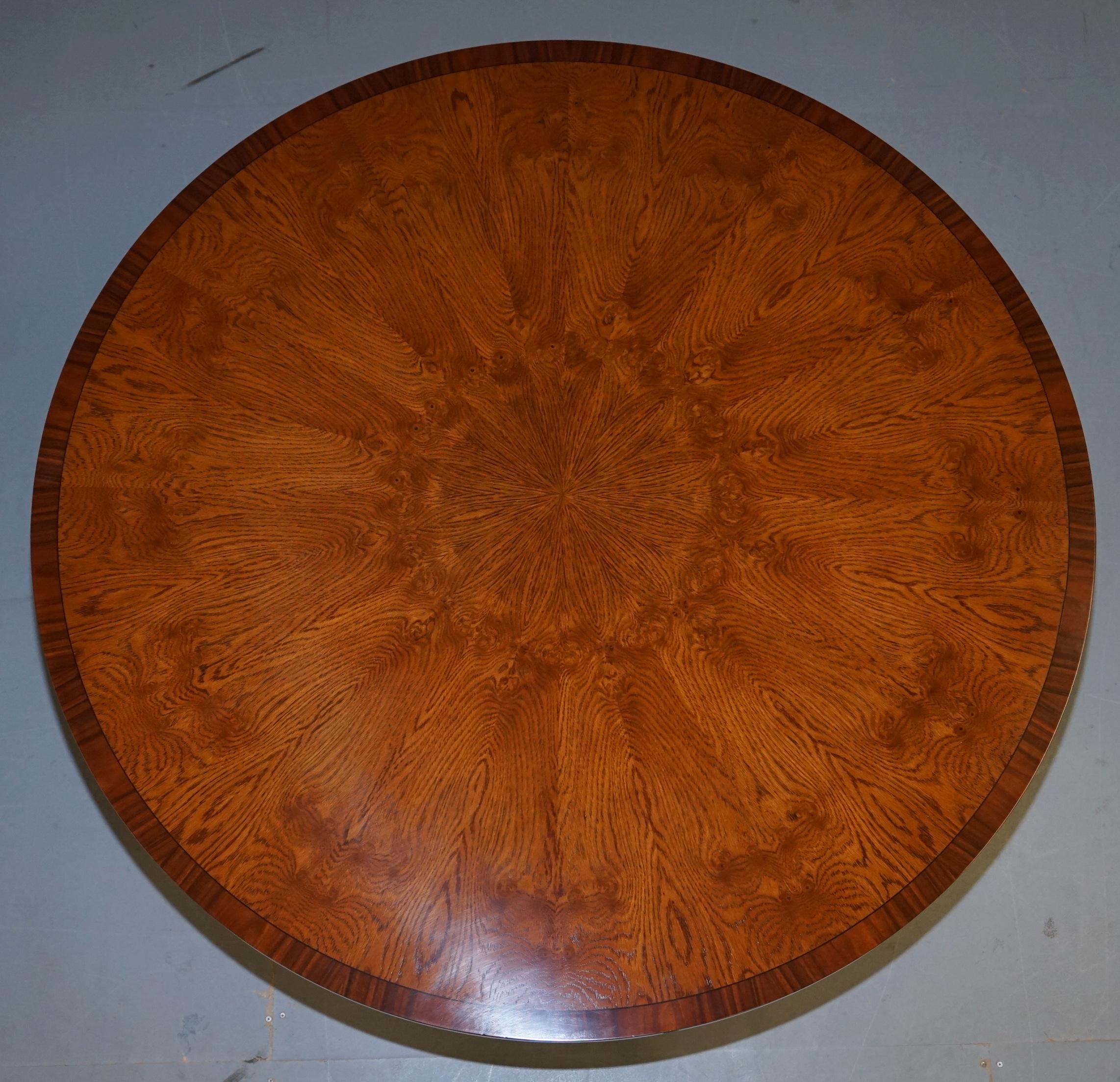 https://a.1stdibscdn.com/brand-new-cluster-oak-extending-jupe-round-dining-tables-seats-6-12-people-for-sale-picture-5/f_28233/f_189865521588878921625/DSC06035_master.JPG