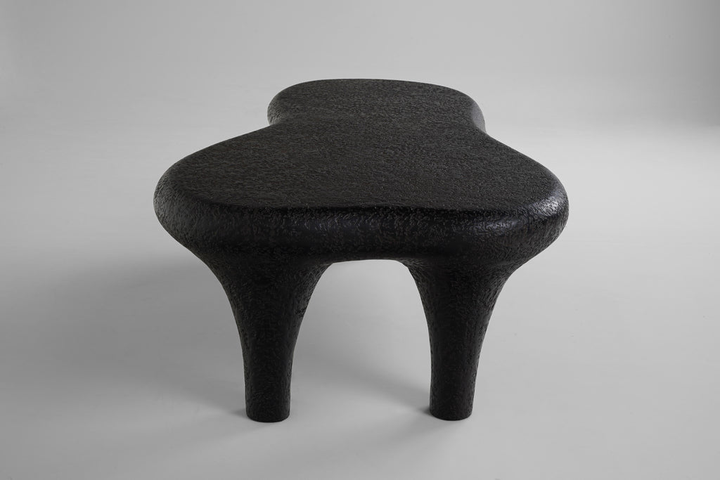 https://a.1stdibscdn.com/amorphous-hand-sculpted-coffee-table-in-volcanic-ivory-finish-for-sale-picture-5/f_27693/f_455283121750361083802/DSC06262_master.JPG
