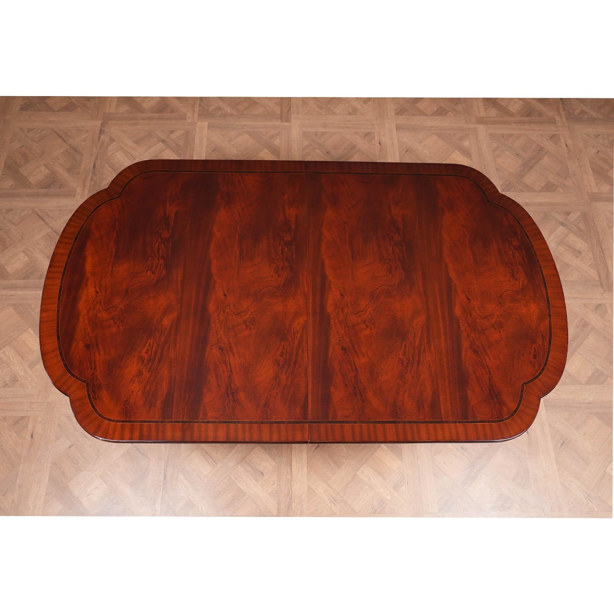 https://a.1stdibscdn.com/english-style-mahogany-dining-table-for-sale-picture-2/f_85472/f_488752721771425261471/DSC06488_master.jpg