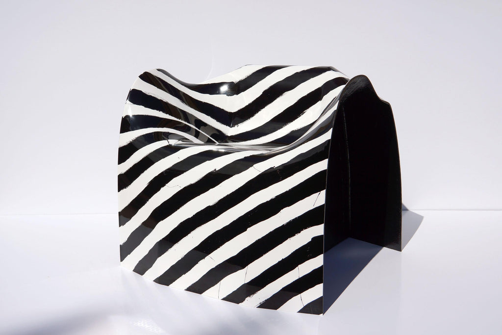 https://a.1stdibscdn.com/organic-loop-stripes-chair-in-hand-painted-fiberglass-composite-by-julian-mayor-for-sale-picture-2/f_12192/f_459148421752773859116/DSC07788_master.jpg