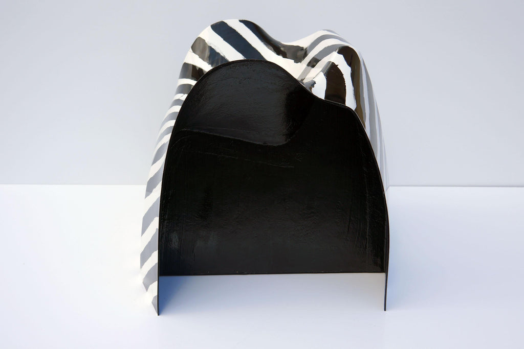 https://a.1stdibscdn.com/organic-loop-stripes-chair-in-hand-painted-fiberglass-composite-by-julian-mayor-for-sale-picture-6/f_12192/f_459148421752773859072/DSC07794_master.jpg