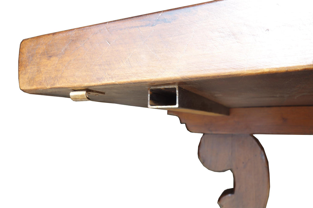 https://a.1stdibscdn.com/17th-century-refectory-style-dining-table-with-end-extensions-custom-sizes-for-sale-picture-16/f_12292/f_295460921657665911319/DSC08312w_master.JPG