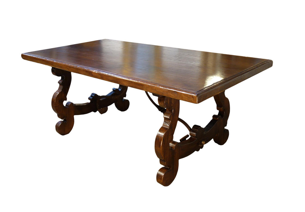 https://a.1stdibscdn.com/17th-century-refectory-style-old-walnut-lira-table-espresso-finish-custom-size-for-sale-picture-2/f_12292/f_295455621657662439180/DSC08315_master.JPG