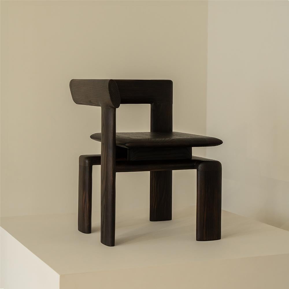 https://a.1stdibscdn.com/contemporary-nelligan-chair-for-sale-picture-5/f_57542/f_397734521715970946113/DSC08812_1_master.jpg
