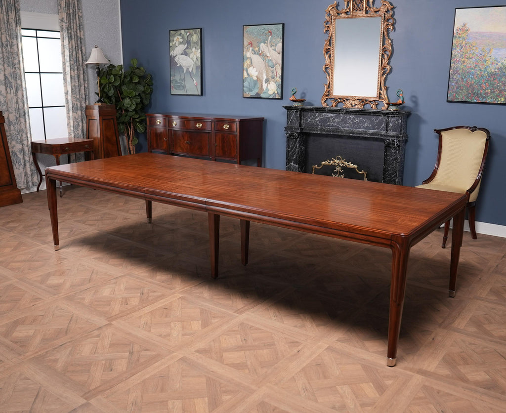https://a.1stdibscdn.com/theodore-alexander-dorchester-dining-table-for-sale-picture-16/f_85472/f_490094221772208762322/DSC08984_master.jpg