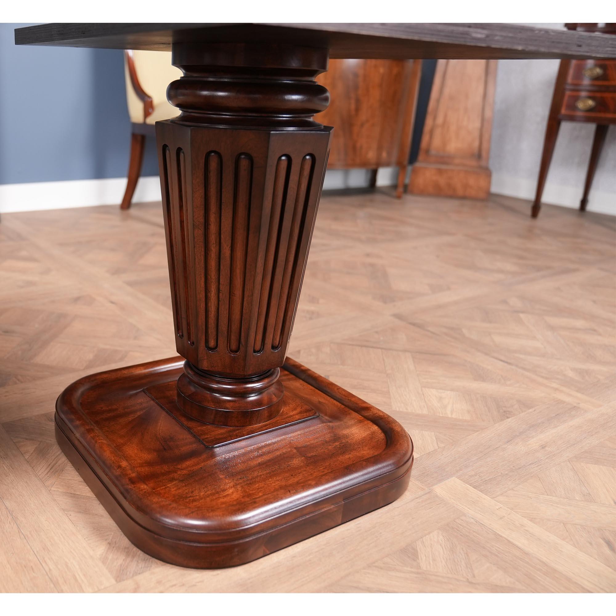 https://a.1stdibscdn.com/althorp-theodore-alexander-extension-dining-table-for-sale-picture-4/f_85472/f_490076721772204823708/DSC09544_master.jpg
