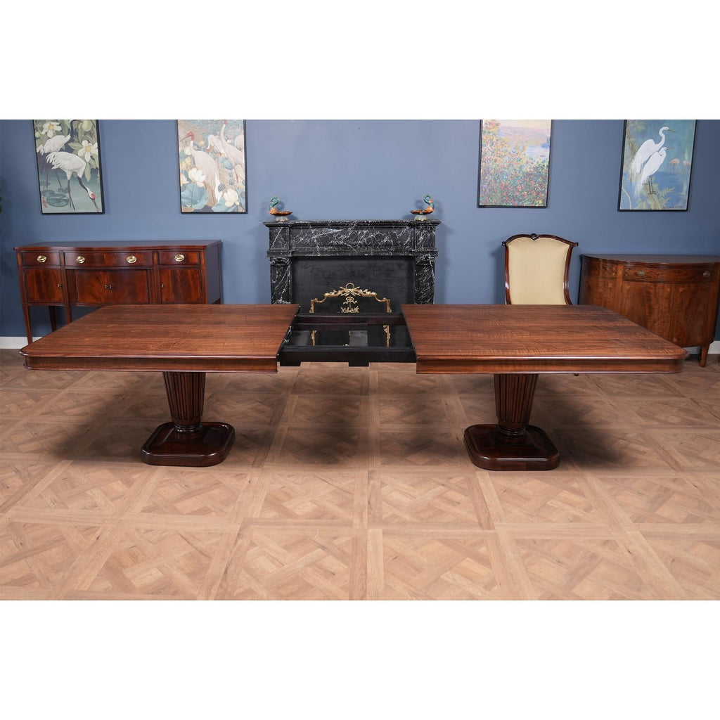 https://a.1stdibscdn.com/althorp-theodore-alexander-extension-dining-table-for-sale-picture-11/f_85472/f_490076721772204825658/DSC09562_master.jpg