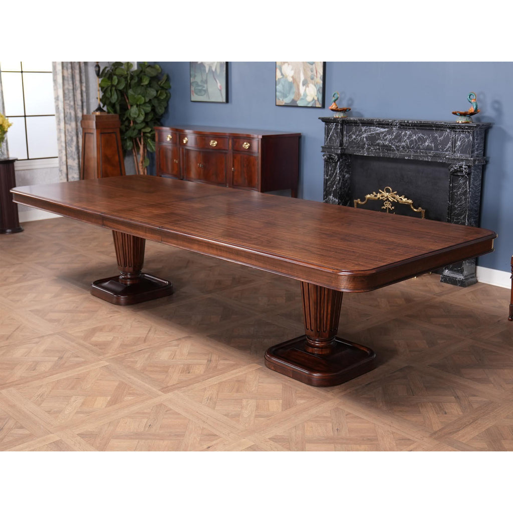https://a.1stdibscdn.com/althorp-theodore-alexander-extension-dining-table-for-sale-picture-15/f_85472/f_490076721772204827703/DSC09570_master.jpg