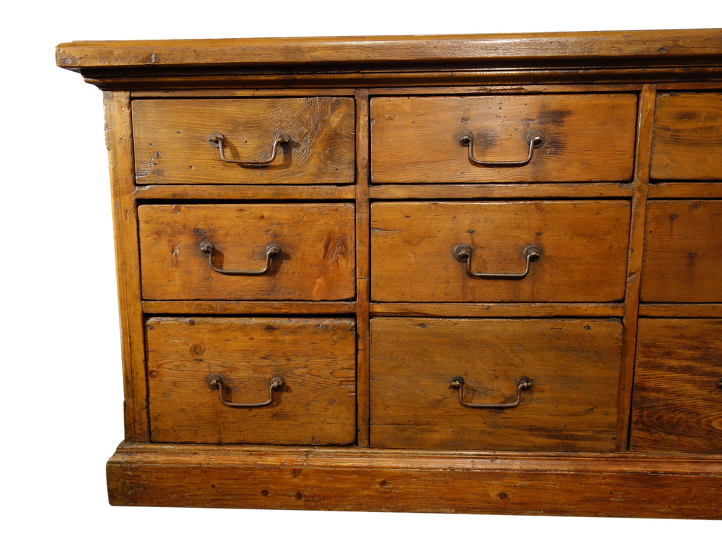 https://a.1stdibscdn.com/18th-c-style-italian-old-fir-12-drawer-pharmacy-cabinet-to-order-for-sale-picture-7/f_12292/f_415480321726770415700/DSC09611_master.JPG
