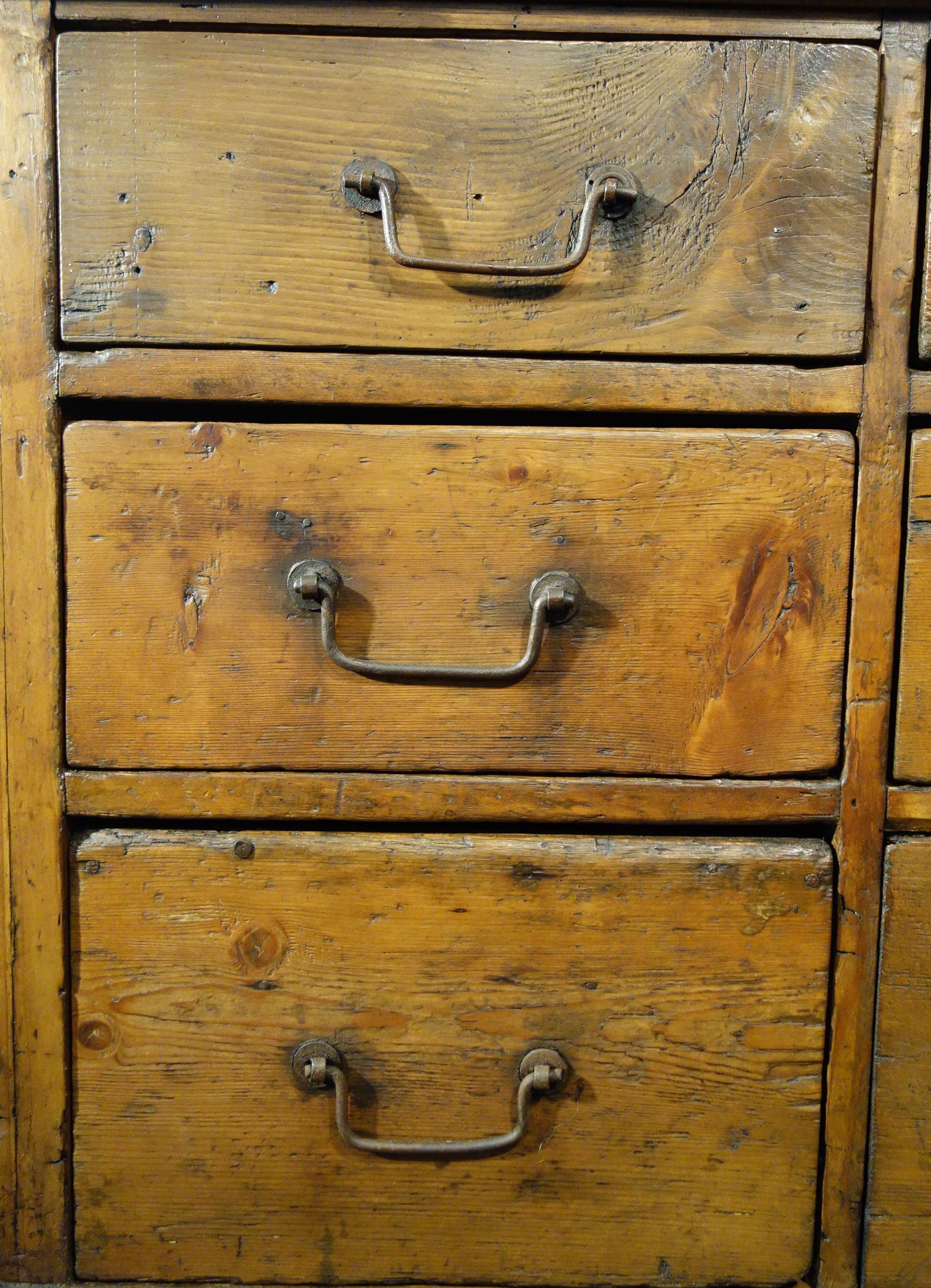 https://a.1stdibscdn.com/18th-c-style-italian-old-fir-12-drawer-pharmacy-cabinet-to-order-for-sale-picture-15/f_12292/f_415480321726770423997/DSC09615_master.JPG