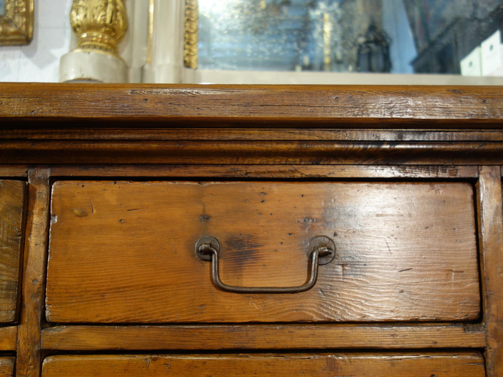 https://a.1stdibscdn.com/18th-c-style-italian-old-fir-12-drawer-pharmacy-cabinet-to-order-for-sale-picture-16/f_12292/f_415480321726770424934/DSC09616_master.JPG