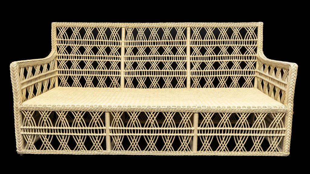 https://a.1stdibscdn.com/rattan-trellis-sofa-by-creel-and-gow-for-sale-picture-3/f_15312/f_401576921718228775835/_DSC2717_2_master.jpg