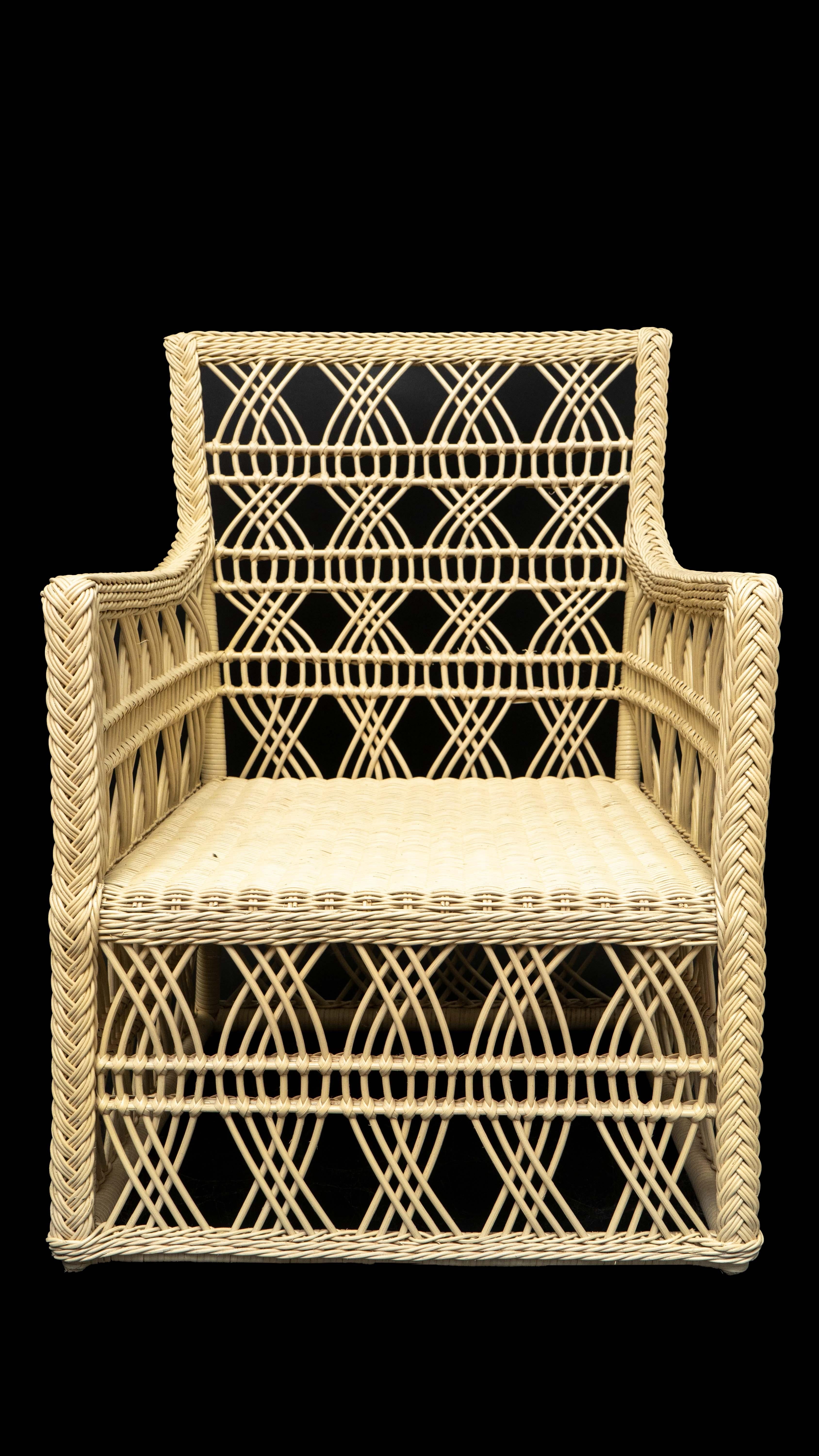 https://a.1stdibscdn.com/rattan-trellis-chair-for-sale-picture-4/f_15312/f_272372521643999076226/_DSC2732_master.jpg