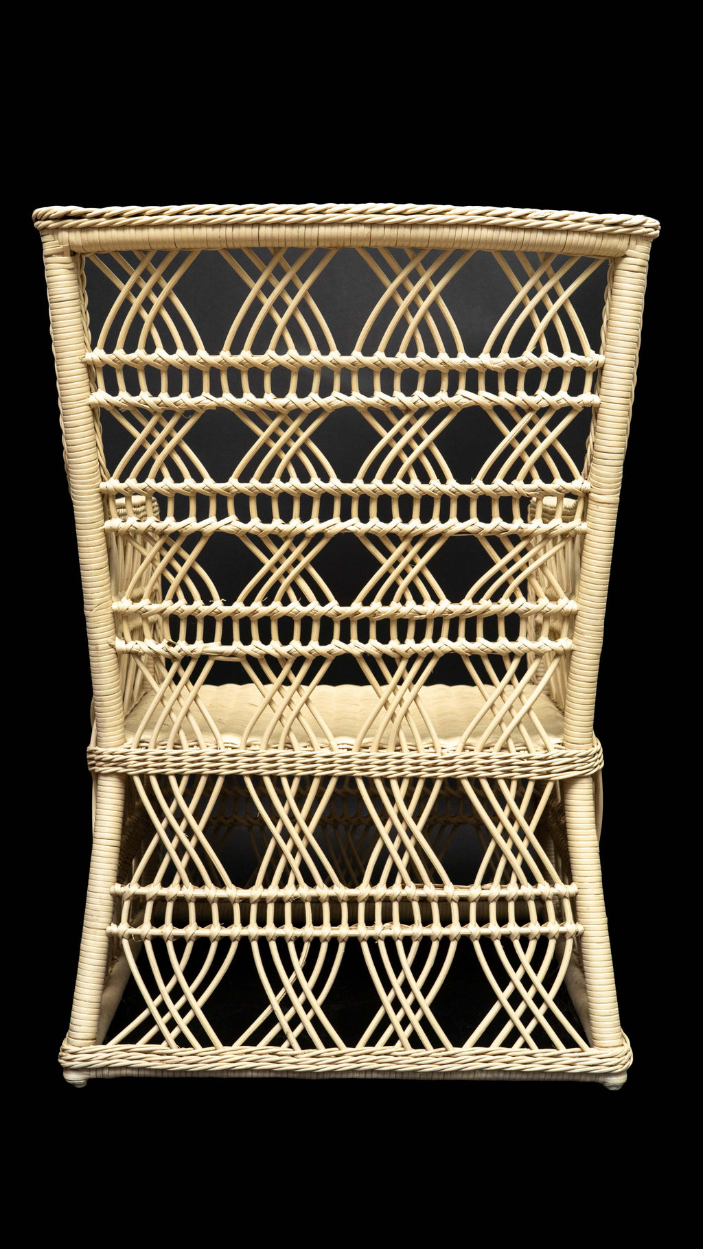 https://a.1stdibscdn.com/rattan-trellis-chair-for-sale-picture-5/f_15312/f_272372521643999076188/_DSC2733_master.jpg