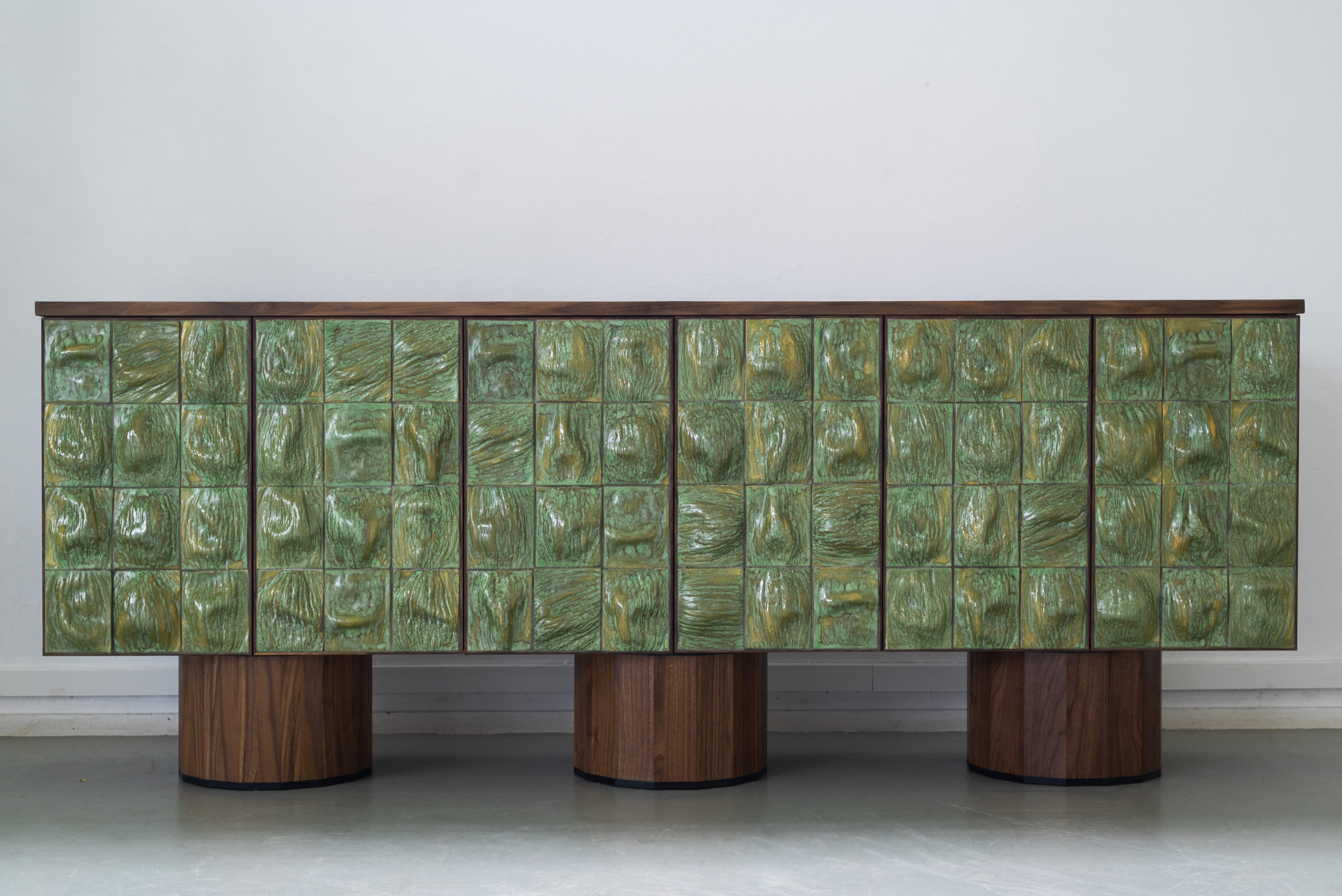 https://a.1stdibscdn.com/21st-century-surfaced-cabinet-moss-by-rem-atelier-netherlands-for-sale-picture-10/f_65832/f_404599921745531627430/_DSC3659_master.jpg