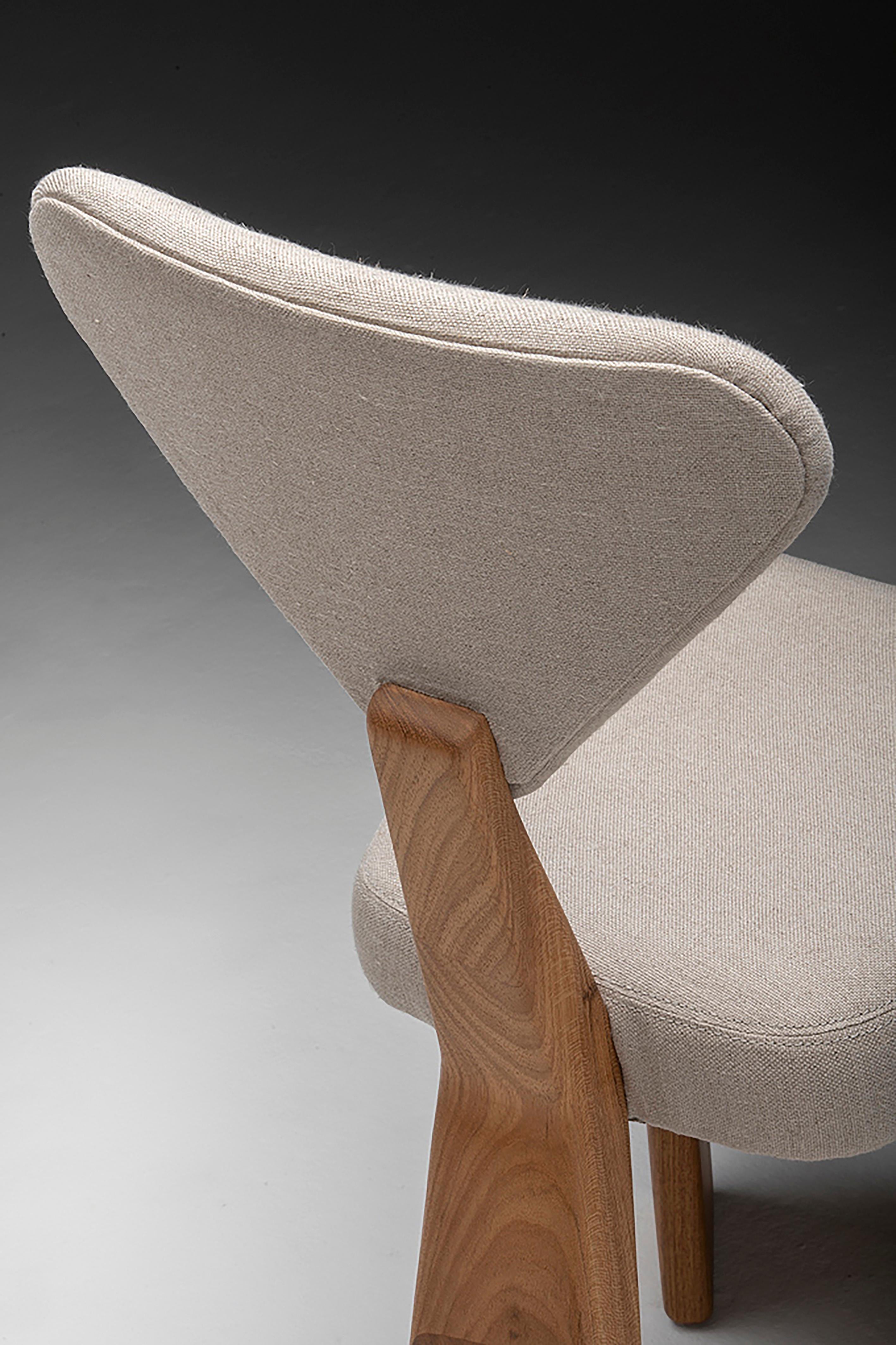 https://a.1stdibscdn.com/contemporary-dining-chair-in-solid-brazilian-walnut-wood-by-juliana-vasconcellos-for-sale-picture-13/f_39861/f_132919321571428215488/_DSC3687_master.jpg