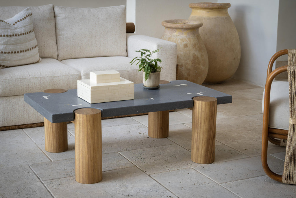 https://a.1stdibscdn.com/cacique-coffee-table-in-cast-concrete-with-bronze-inlays-and-solid-oak-legs-for-sale-picture-2/f_108882/f_491925621773324766094/_DSC4873_master.jpg