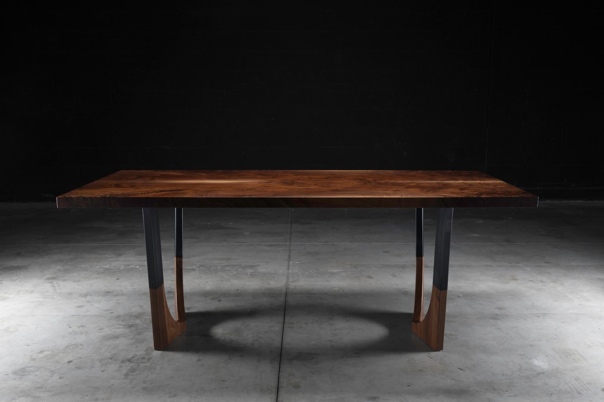 https://a.1stdibscdn.com/book-matched-walnut-dining-table-w-black-steel-legs-lafayette-dining-table-for-sale-picture-6/f_47361/1563051639940/_DSC6210_master.jpg