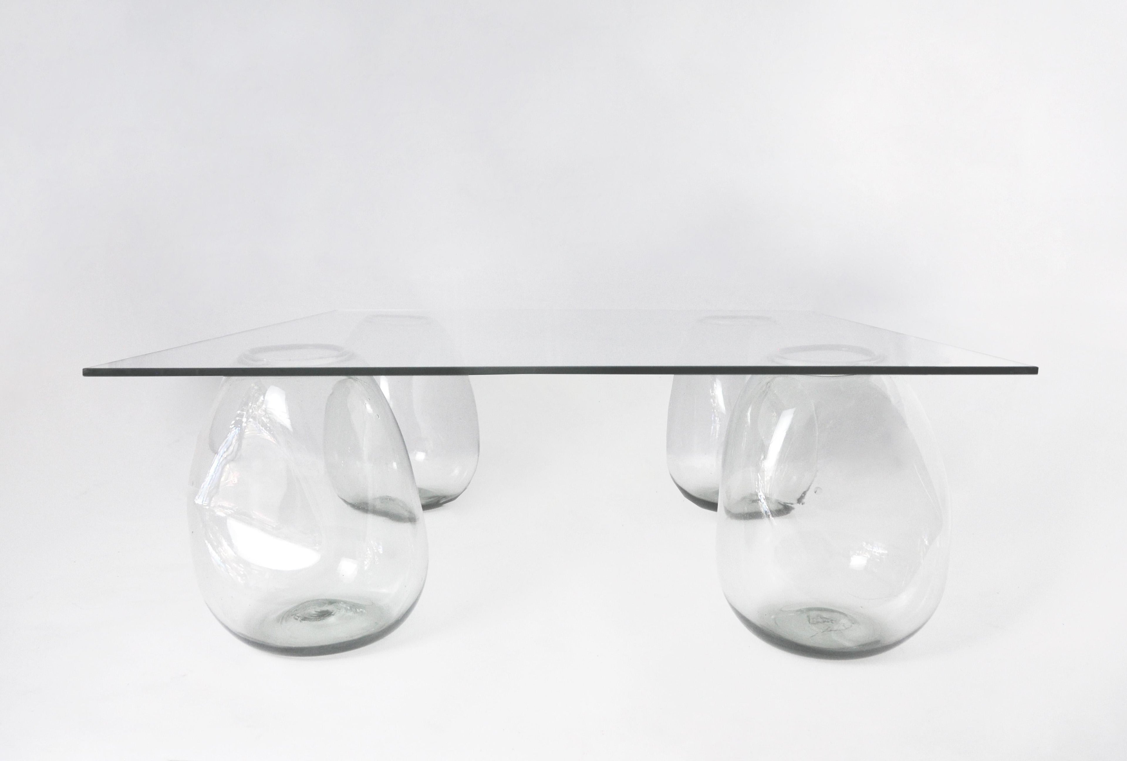 https://a.1stdibscdn.com/bubble-glass-coffee-table-for-sale-picture-6/f_69682/f_438500021743529509408/_DSC6344_master.jpg