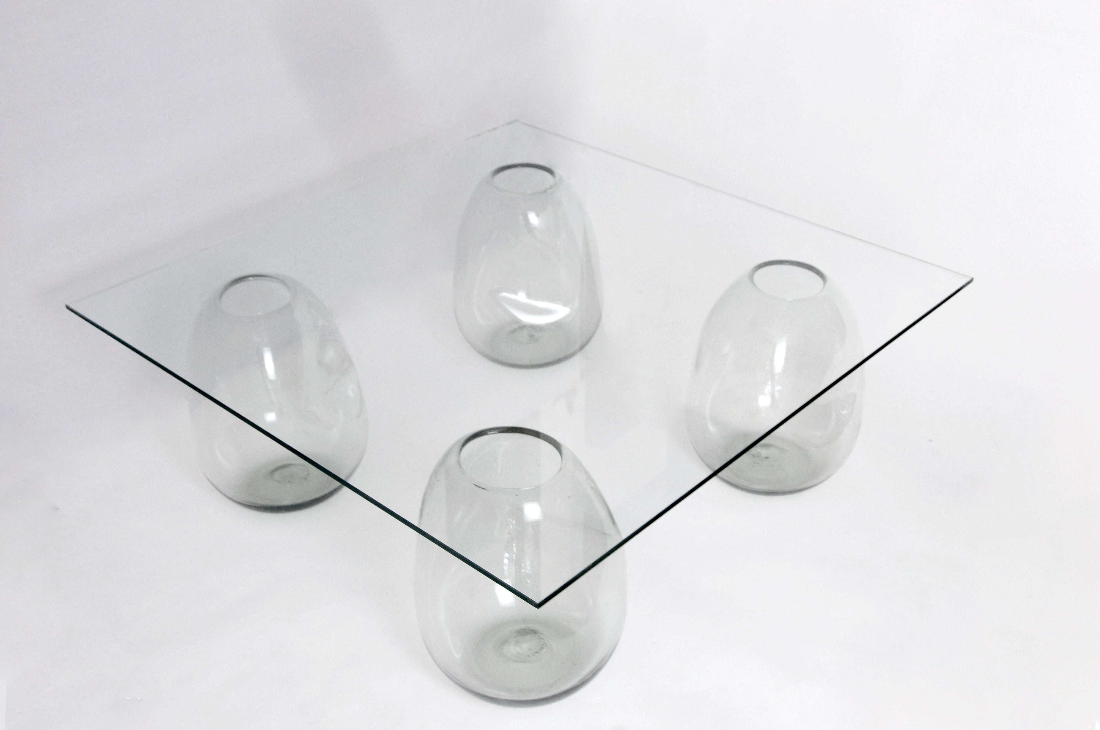https://a.1stdibscdn.com/bubble-glass-coffee-table-for-sale-picture-8/f_69682/f_438500021743529510266/_DSC6373_master.jpg