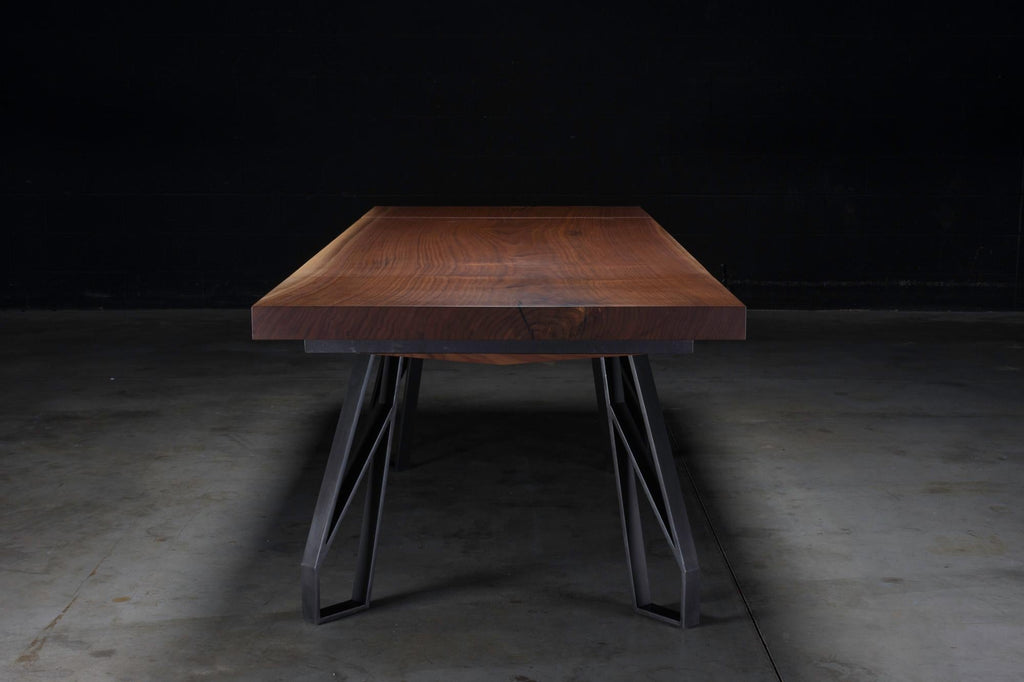 https://a.1stdibscdn.com/walnut-expanding-dining-table-with-black-steel-legs-chalmers-dining-table-for-sale-picture-7/f_47361/1562859368099/_DSC7864_master.jpg