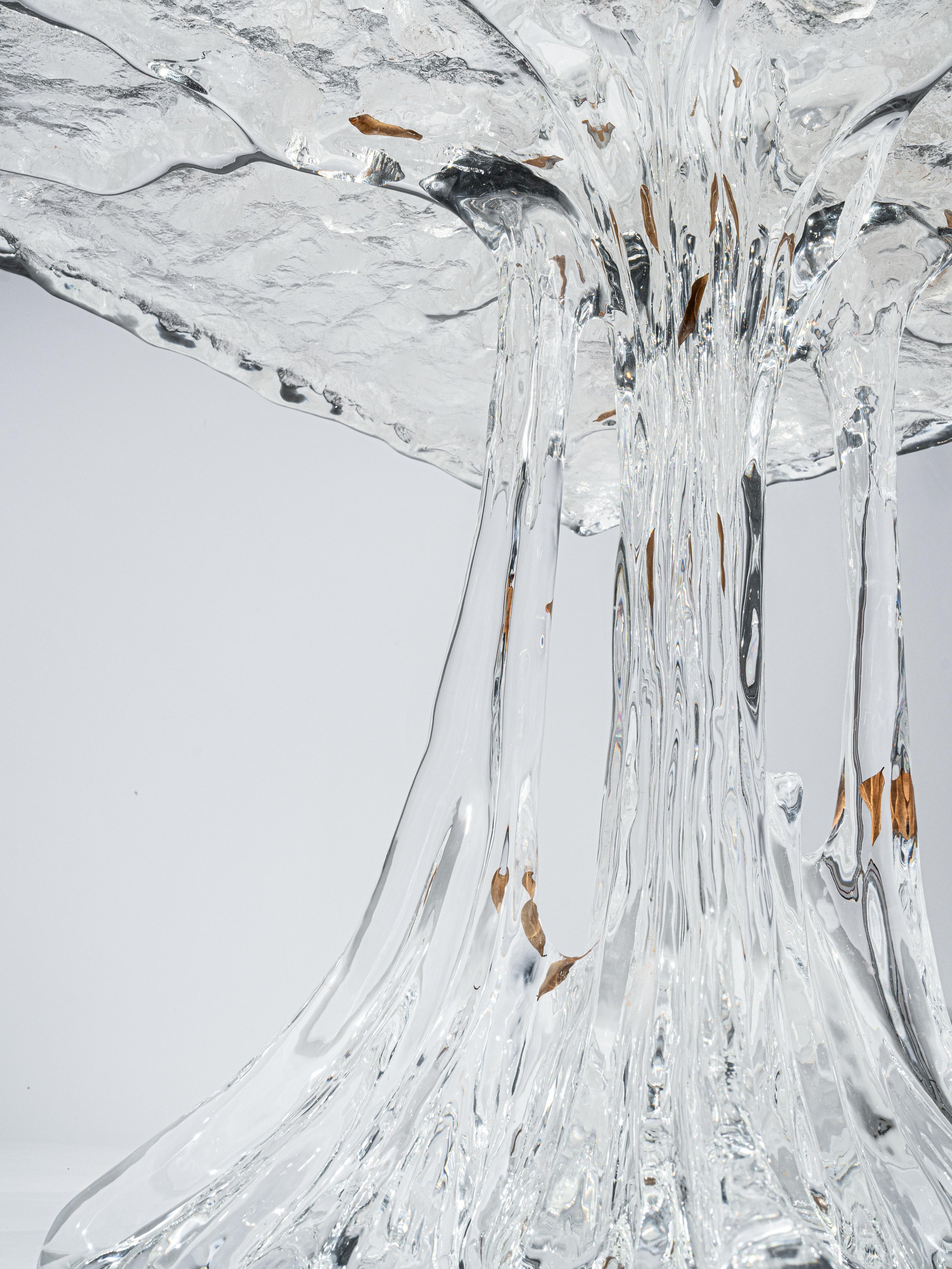 https://a.1stdibscdn.com/glacial-square-table-luxury-crystal-acrylic-sculptural-dining-table-for-sale-picture-2/f_98192/f_490889021772736756192/_DSC9280_master.jpg