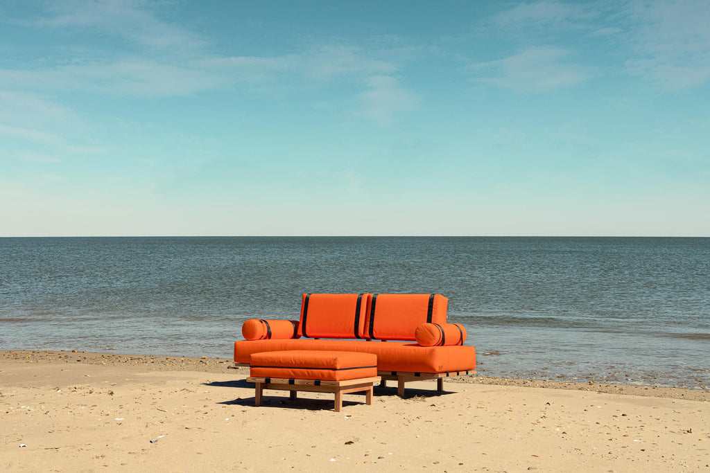 https://a.1stdibscdn.com/bliss-sofa-ottoman-set-for-sale-picture-3/f_55372/f_350015221687979061896/DSCF0414_master.jpg