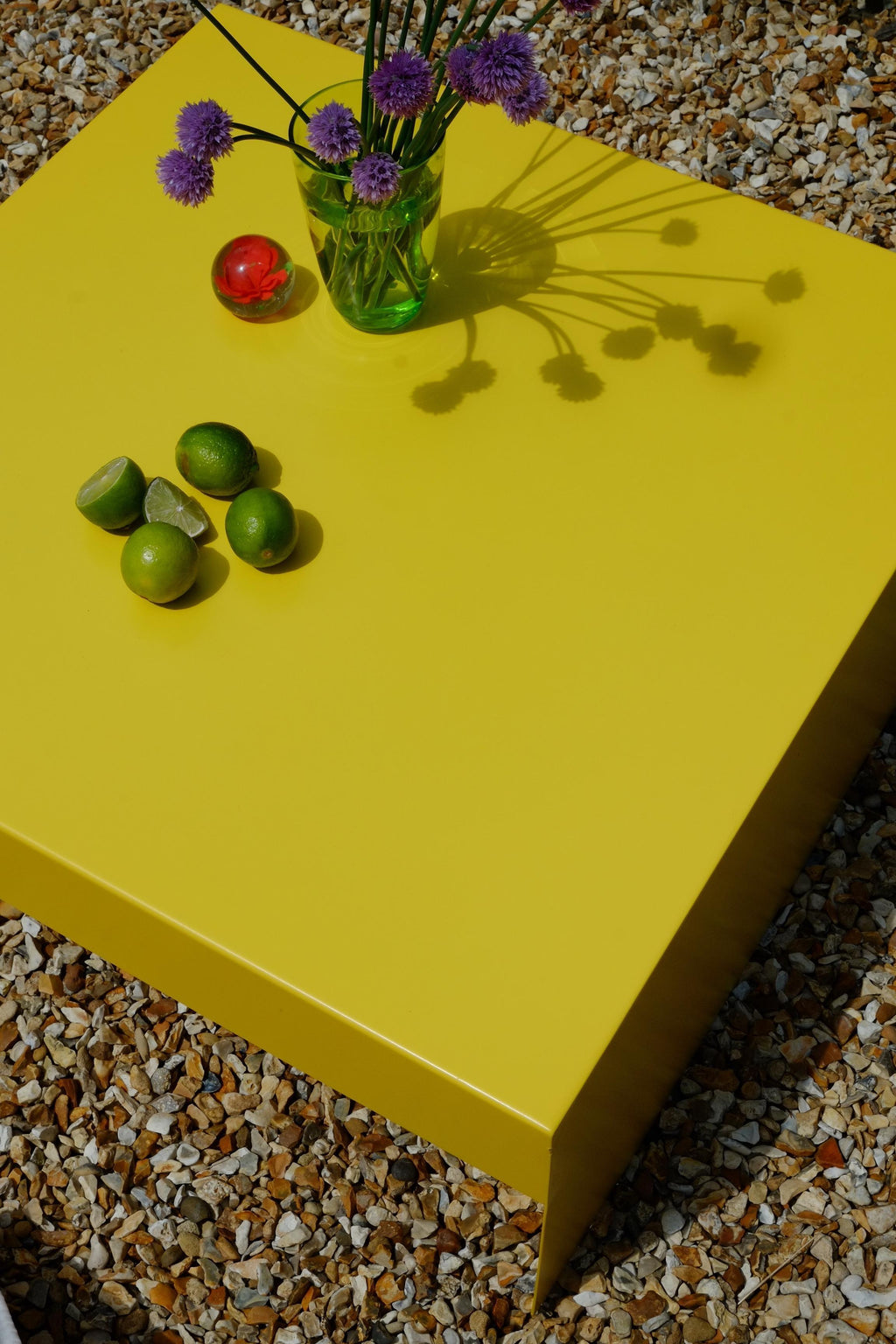 https://a.1stdibscdn.com/matt-yellow-single-form-square-aluminium-coffee-table-indoor-outdoor-for-sale-picture-3/f_28943/f_482985121768303563602/DSCF0455_1653661748024_master.JPG