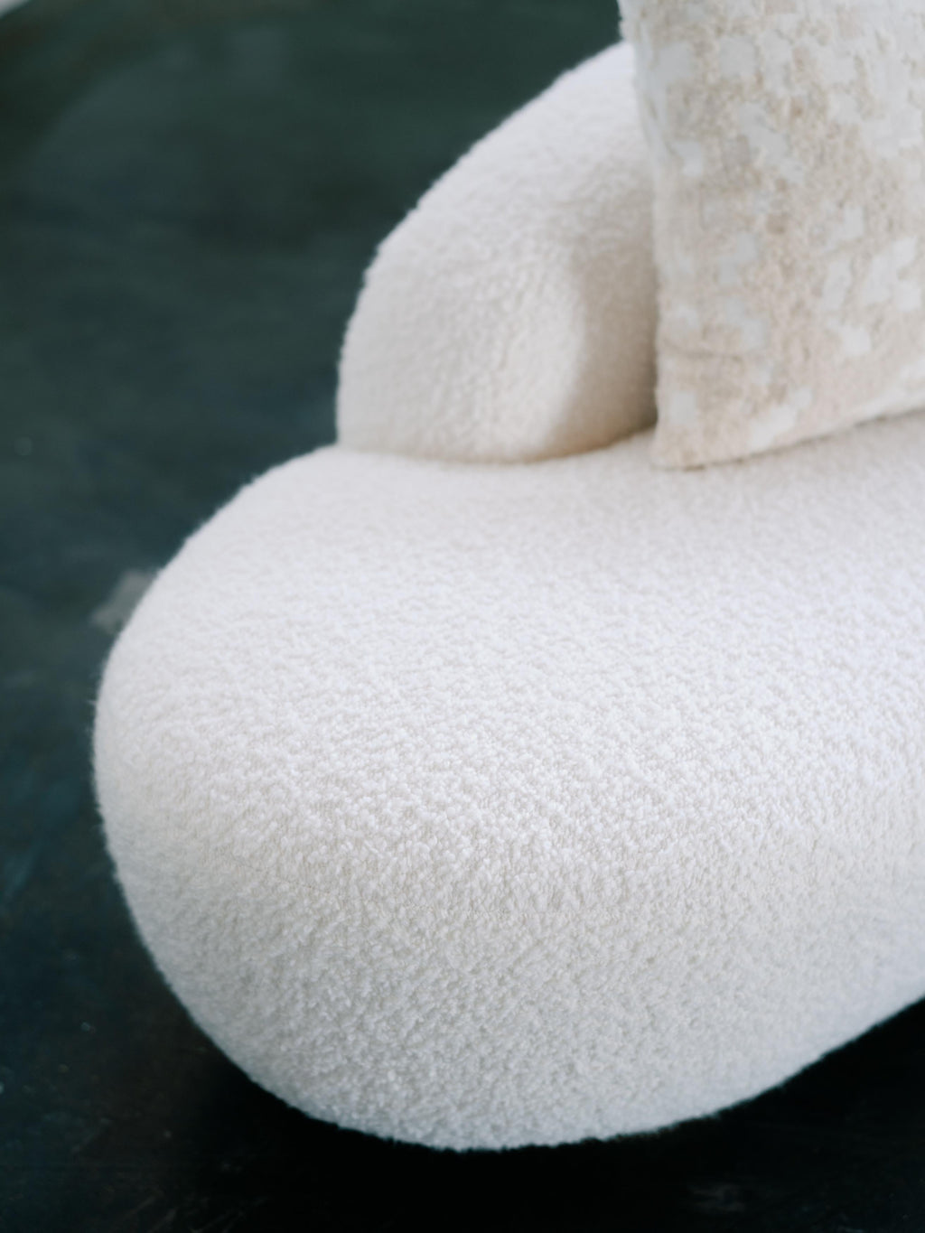 https://a.1stdibscdn.com/organic-modern-arc-sofa-cream-wool-linen-handmade-in-portugal-by-greenapple-for-sale-picture-14/f_53532/f_488766221771430457119/DSCF0912_master.jpg