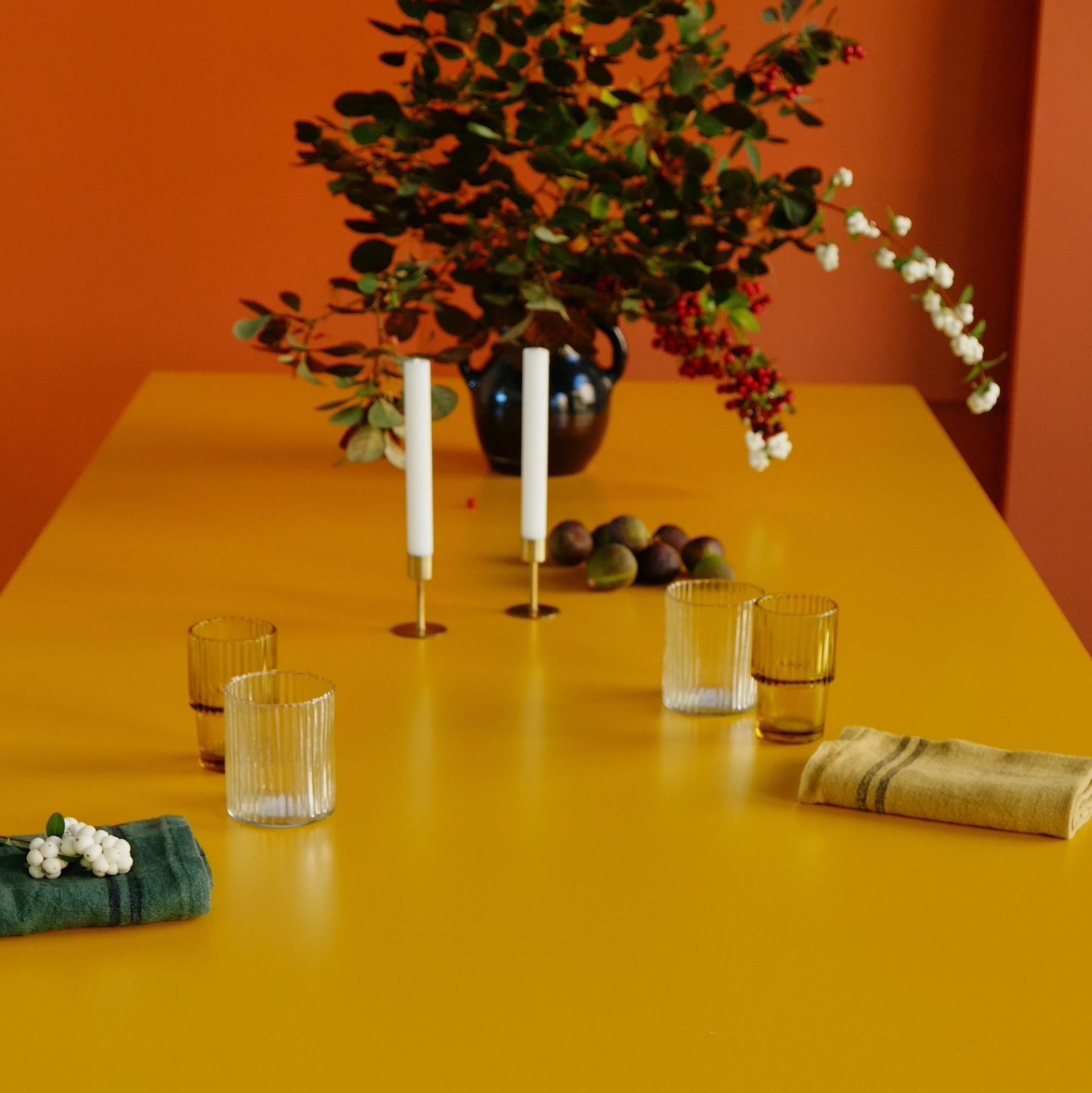 https://a.1stdibscdn.com/large-yellow-architectural-zigzag-dining-table-customisable-for-sale-picture-4/f_28943/f_470372521760438045504/DSCF1506_master.JPG