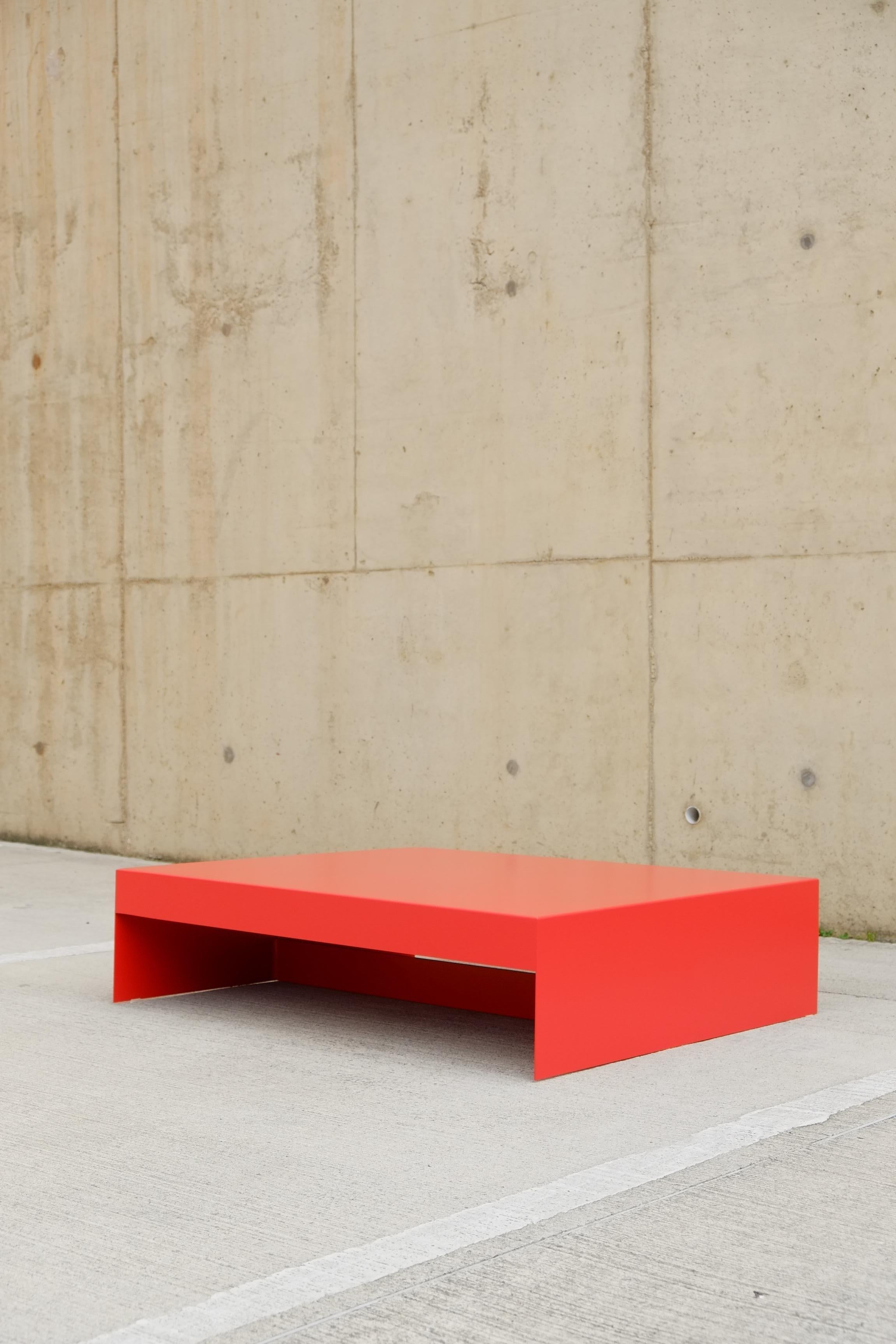 https://a.1stdibscdn.com/large-rectangular-red-aluminium-single-form-coffee-table-customisable-for-sale-picture-5/f_28943/f_469507421759830616508/DSCF3428_1690886722466_master.JPG