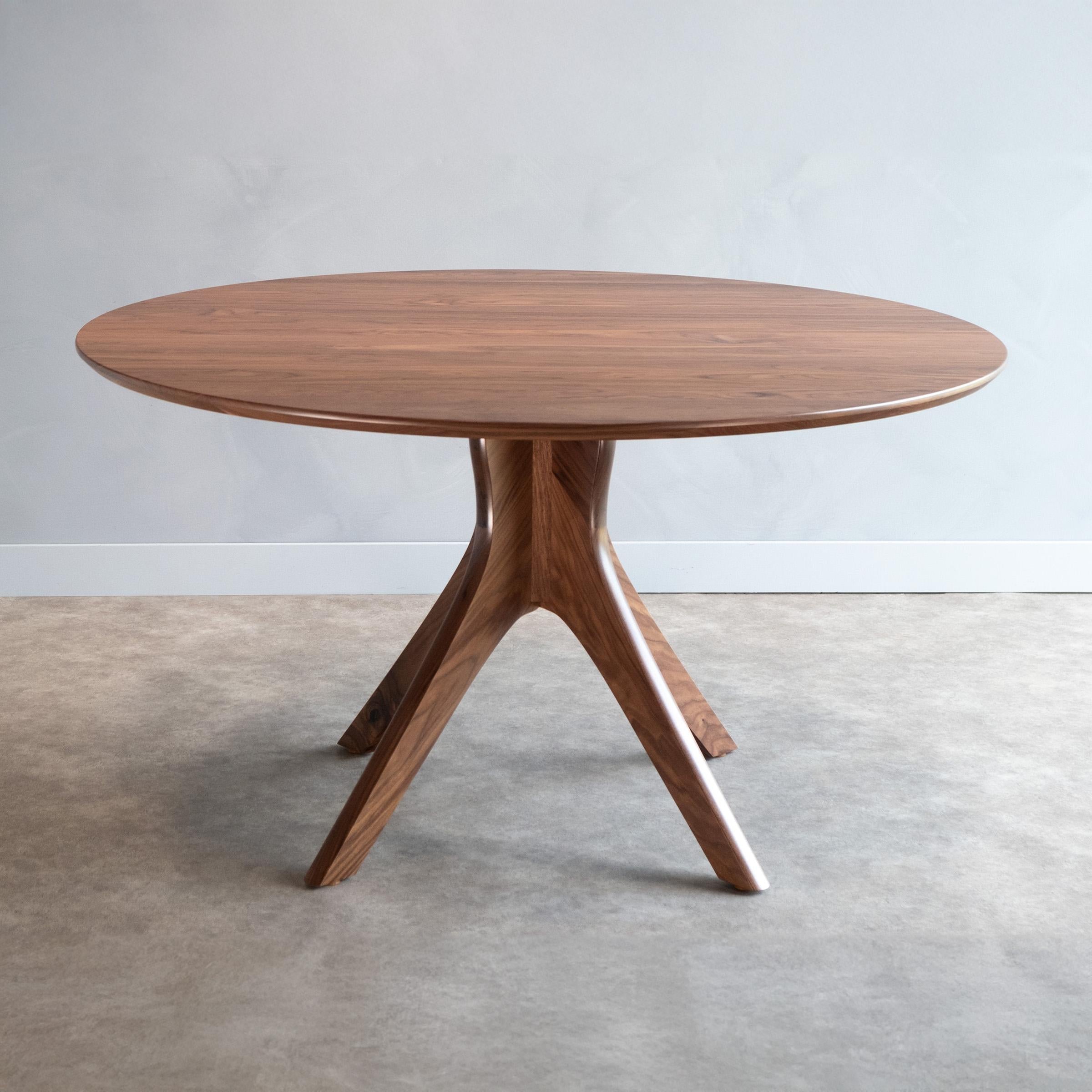 https://a.1stdibscdn.com/round-dining-table-46-with-pedestal-base-handmade-midcentury-style-walnut-for-sale-picture-3/f_97932/f_417195321727974643169/DSCF6189_2_1_1_master.jpg