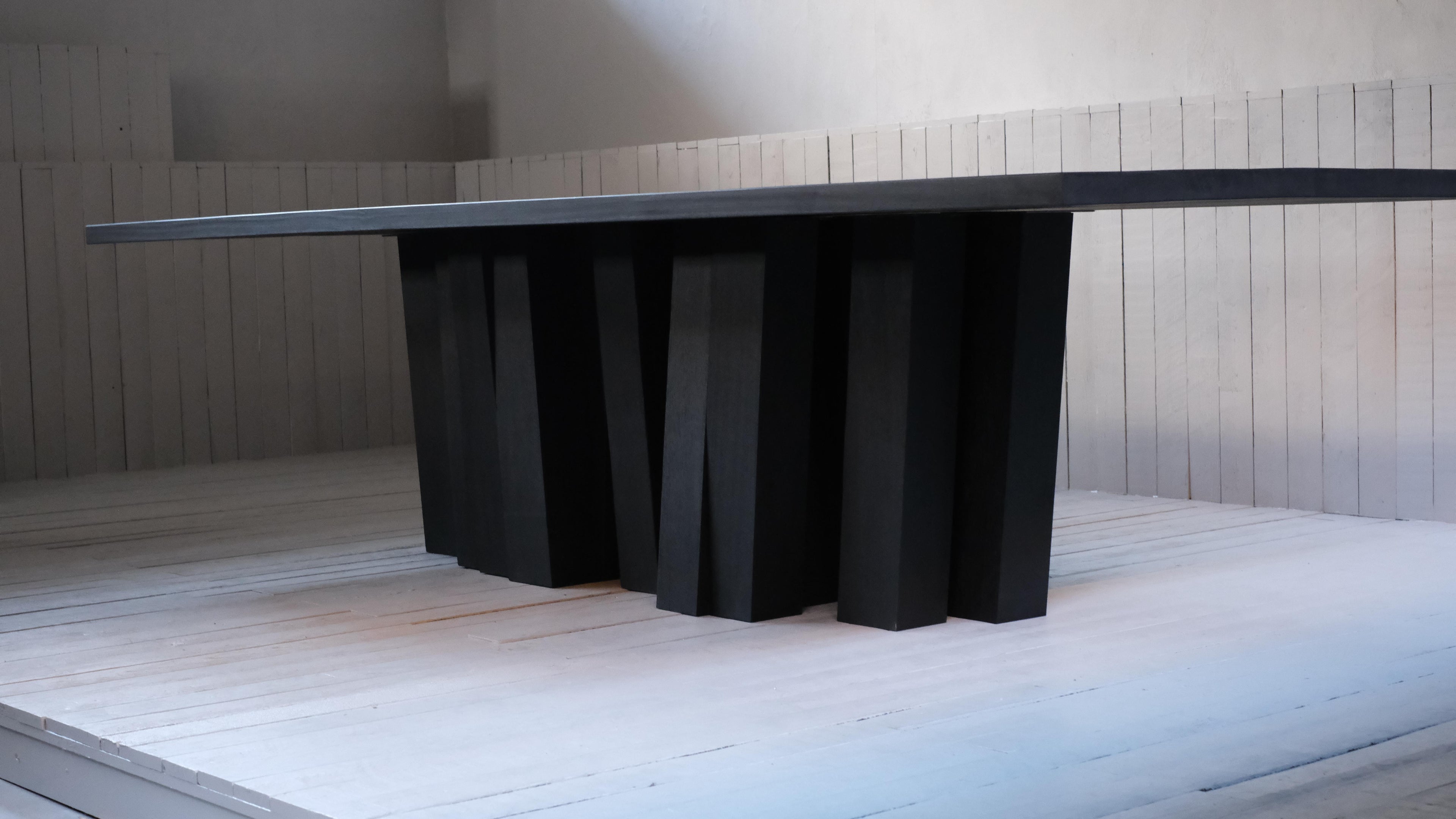 https://a.1stdibscdn.com/zoumey-large-base-table-by-arno-declercq-for-sale-picture-5/f_12192/f_361763921694799914829/DSCF7817_master.jpeg