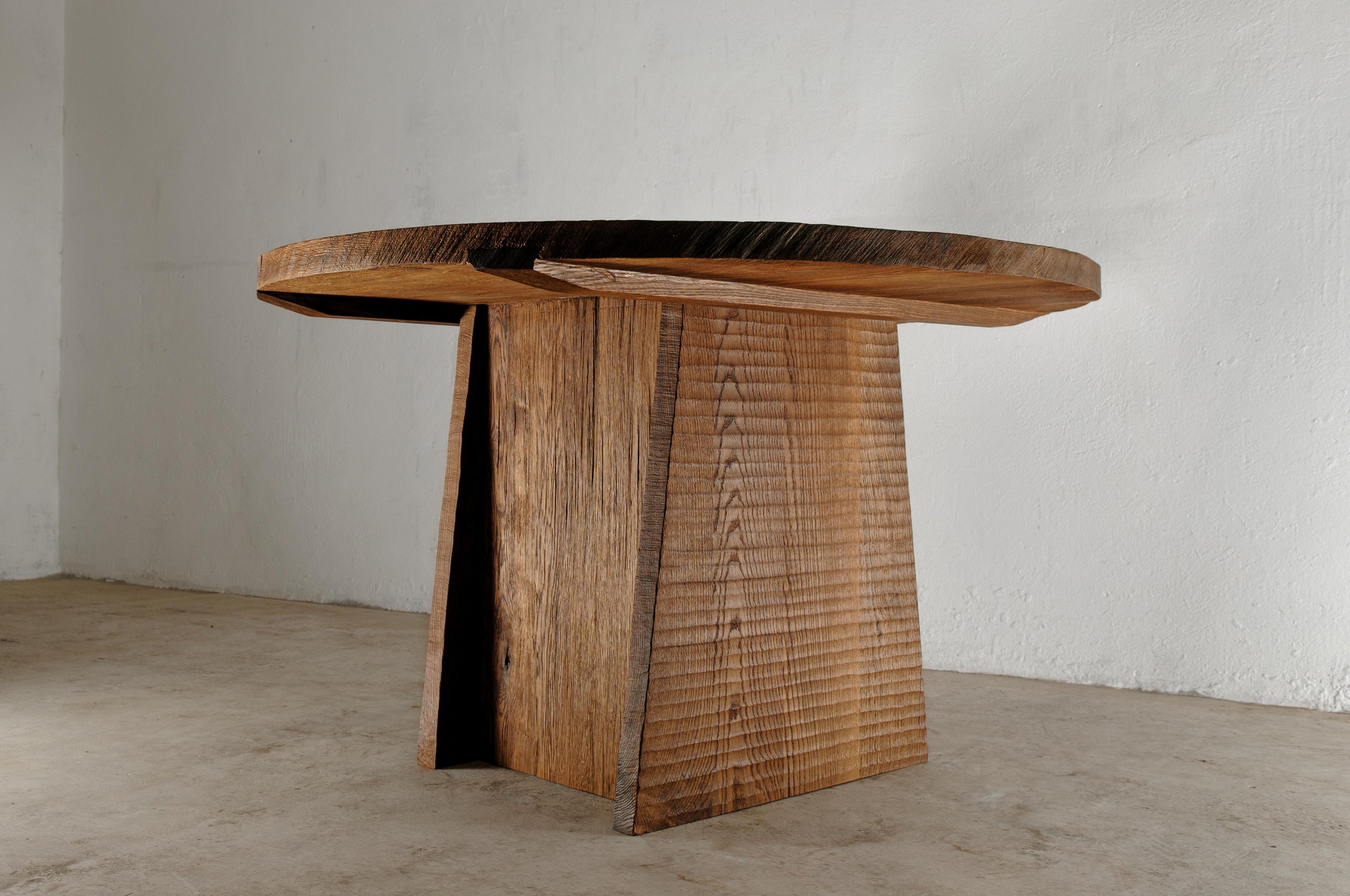 https://a.1stdibscdn.com/brutalist-center-table-n2-in-solid-oakwood-custom-size-for-sale-picture-2/f_31233/f_299396821660211062303/DSC_0001_master.jpg