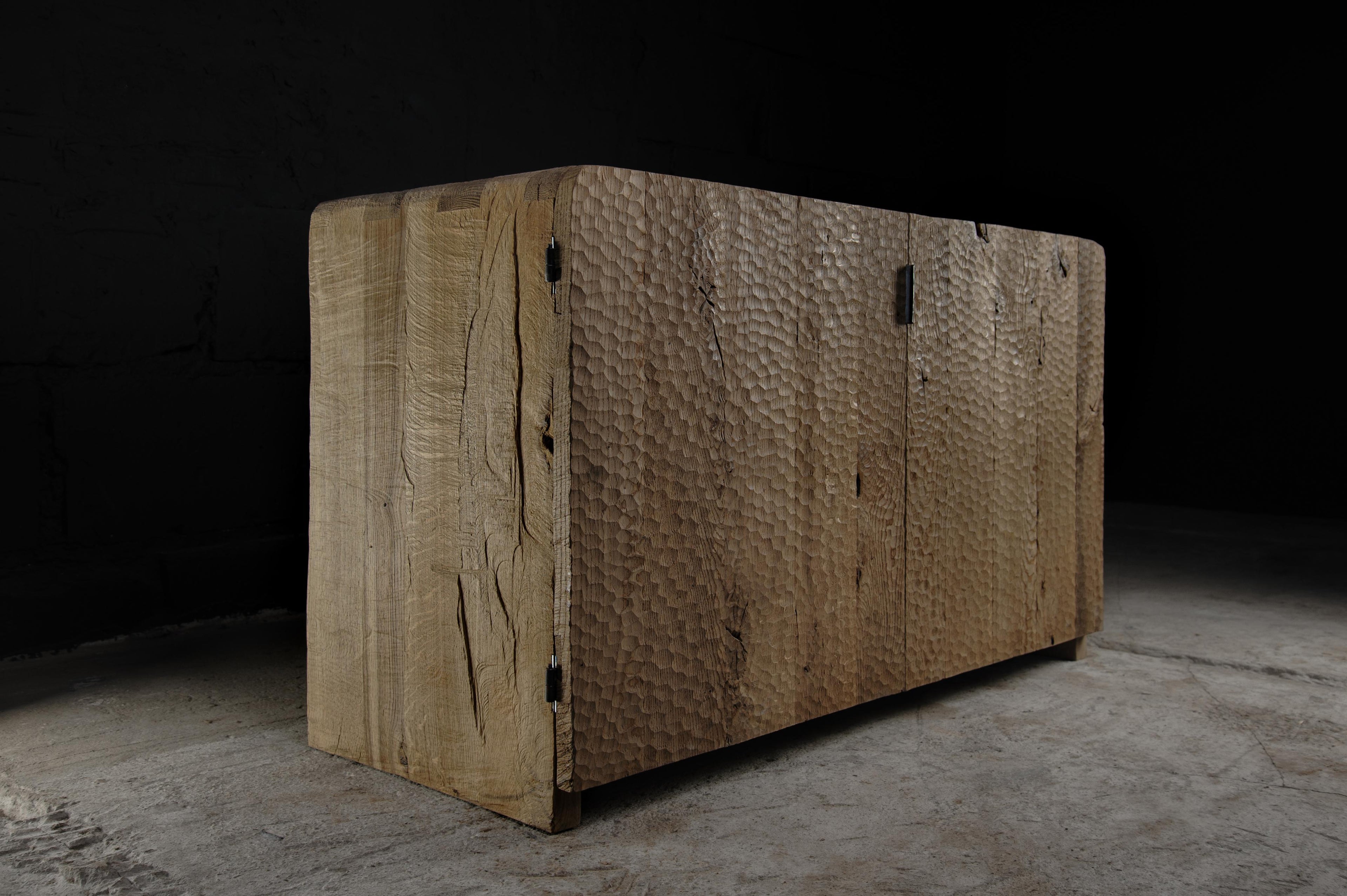 https://a.1stdibscdn.com/contemporary-brutalist-sculpted-cabinet-in-solid-light-oak-hammered-texture-for-sale-picture-3/f_31233/f_450027321747130863350/DSC_0001_master.jpg