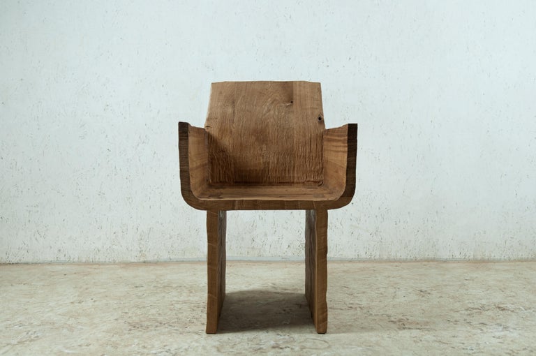 https://a.1stdibscdn.com/sculpted-armchair-in-solid-oak-wood-for-sale-picture-2/f_31233/f_243490221624984259974/DSC_0002_master.jpg?width=768
