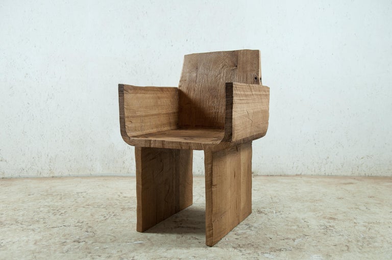 https://a.1stdibscdn.com/sculpted-armchair-in-solid-oak-wood-for-sale-picture-10/f_31233/f_243490221624984262929/DSC_0003_master.jpg?width=768