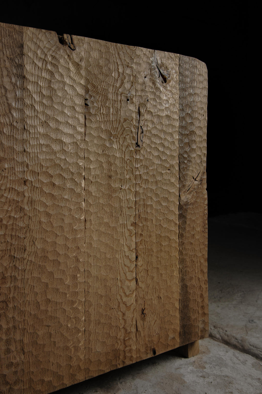 https://a.1stdibscdn.com/contemporary-brutalist-sculpted-cabinet-in-solid-light-oak-hammered-texture-for-sale-picture-6/f_31233/f_450027321747130863771/DSC_0004_master.jpg