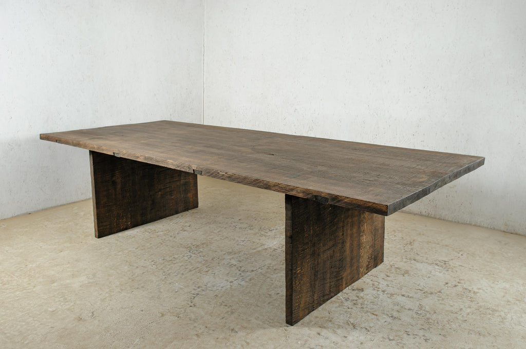 https://a.1stdibscdn.com/sculpted-dining-table-simple-dark-in-solid-oakwood-custom-size-m-for-sale-picture-5/f_31233/f_257806721634736137461/DSC_0004_master.jpg