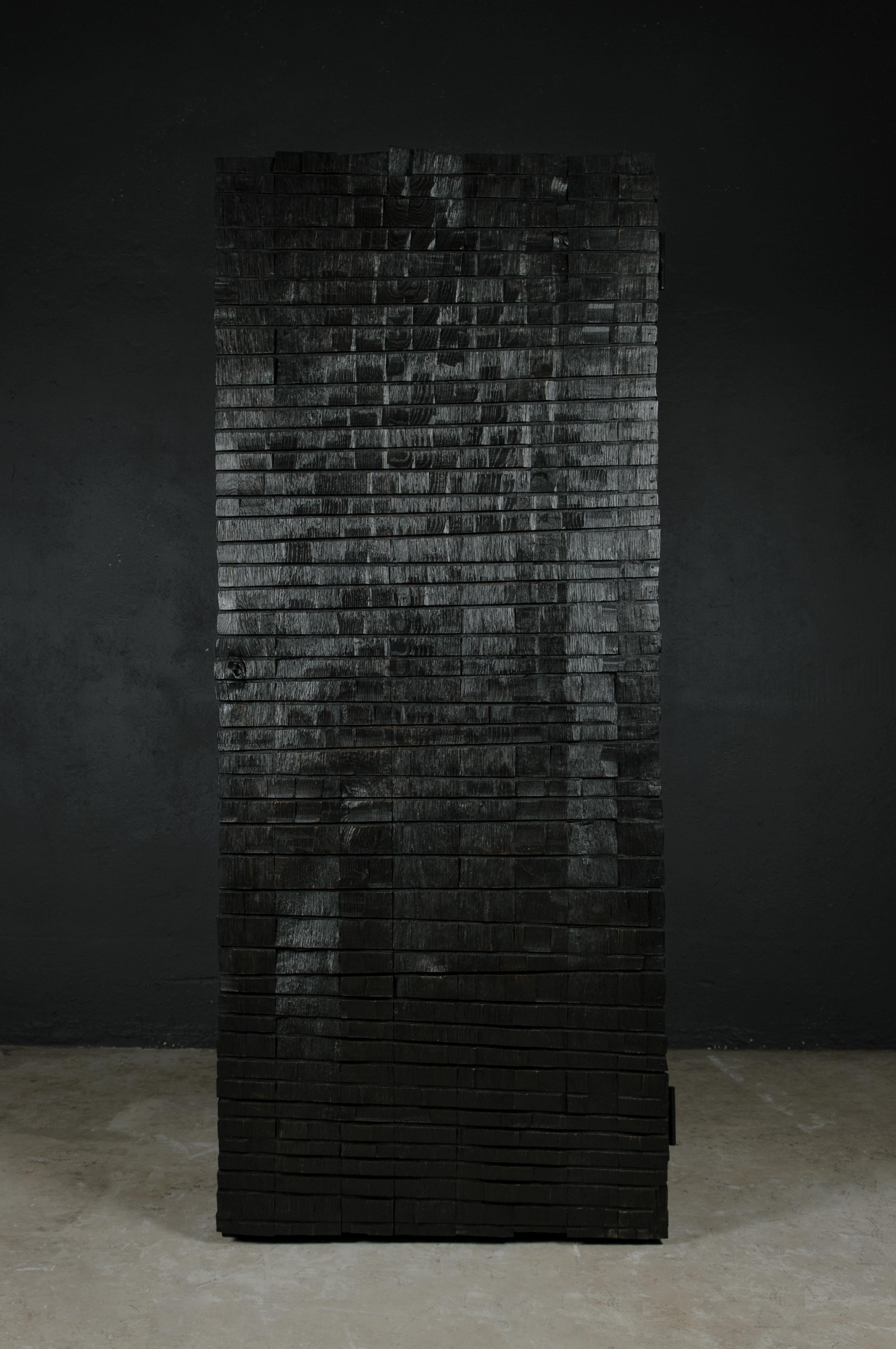 https://a.1stdibscdn.com/contemporary-brutalist-cabinet-in-solid-oak-black-for-sale-picture-10/f_31233/f_292593221656063494524/DSC_0006_master.jpg