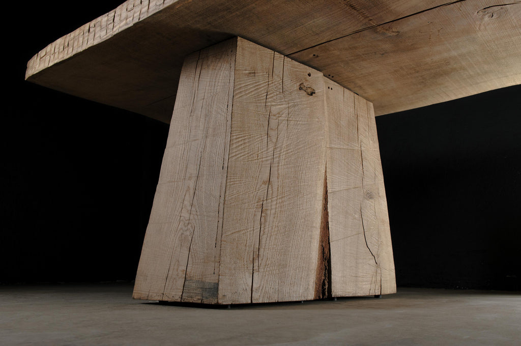 https://a.1stdibscdn.com/sculpted-massive-dining-table-v8-in-solid-oakwood-custom-size-for-sale-picture-7/f_31233/f_298323621659452601933/DSC_0006_master.jpg