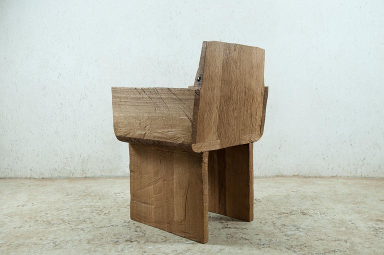 https://a.1stdibscdn.com/sculpted-armchair-in-solid-oak-wood-for-sale-picture-7/f_31233/f_243490221624984250235/DSC_0006_master.jpg?width=768