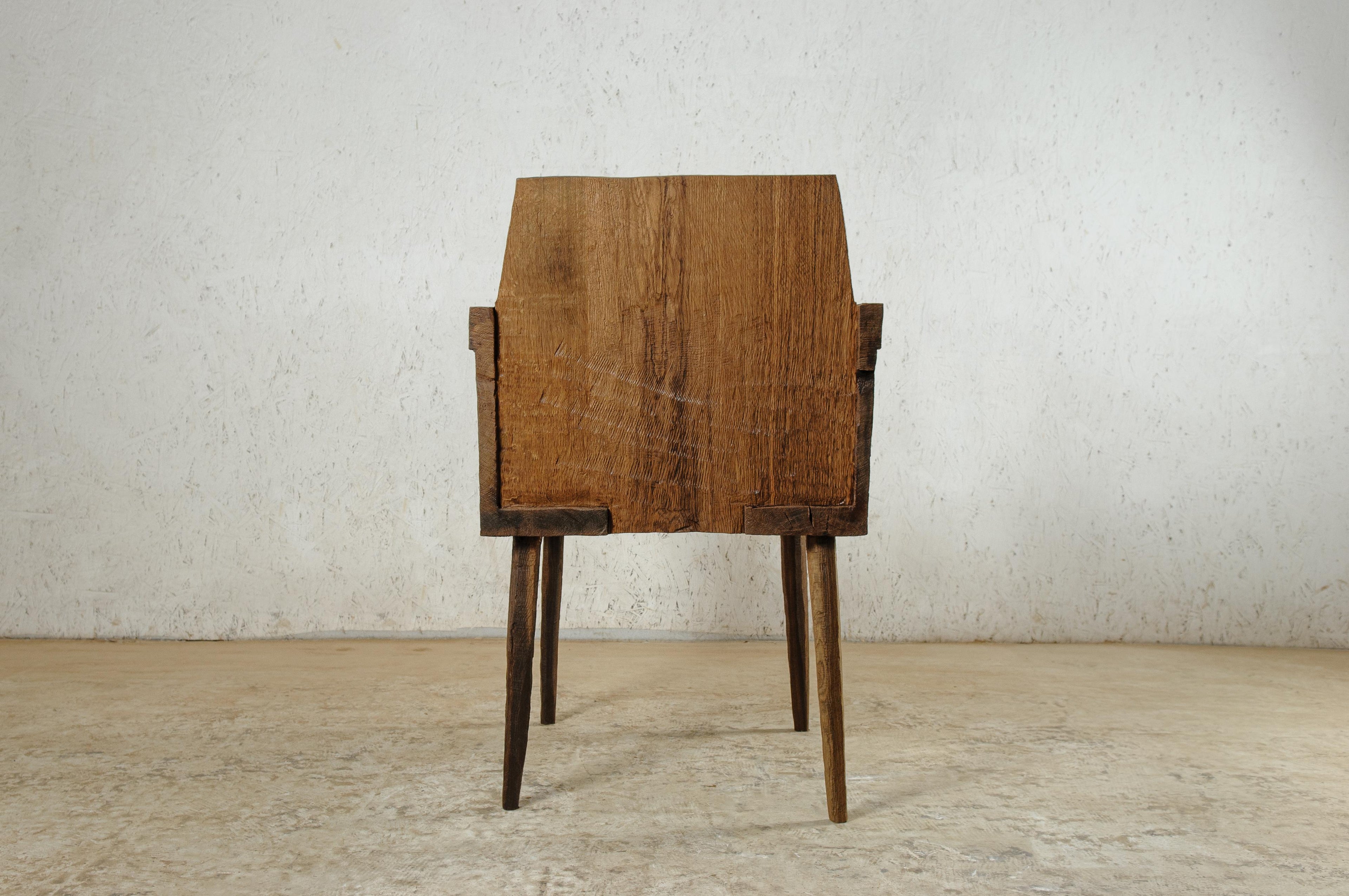 https://a.1stdibscdn.com/sculpted-armchair-in-solid-oak-wood-4-legs-for-sale-picture-7/f_31233/f_274412821645195582224/DSC_0007_master.jpg