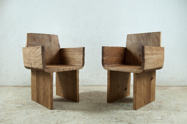 https://a.1stdibscdn.com/sculpted-armchair-in-solid-oak-wood-for-sale-picture-3/f_31233/f_243490221624984237862/DSC_0010_master.jpg?width=768