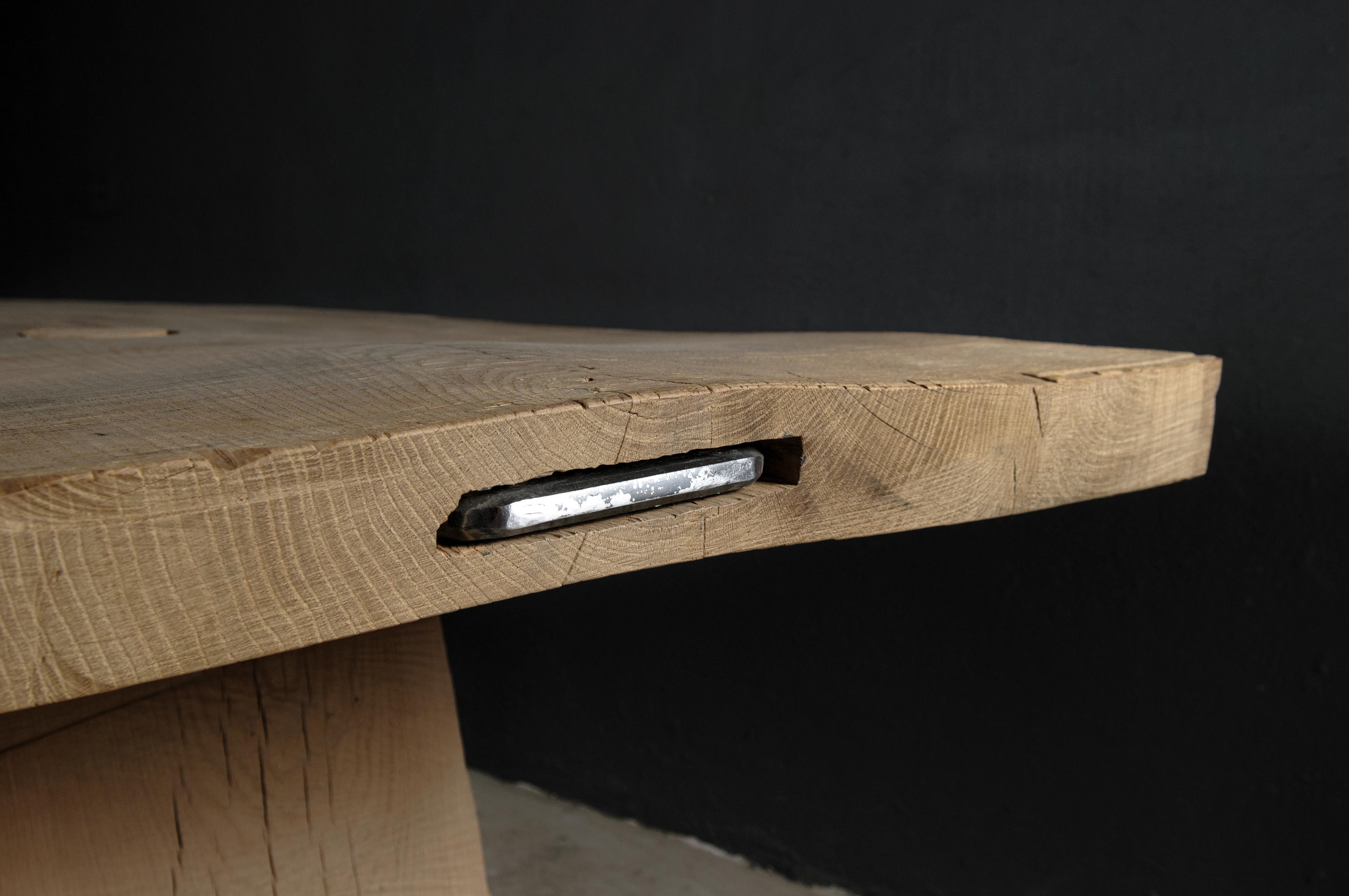 https://a.1stdibscdn.com/sculpted-massive-dining-table-v8-in-solid-oakwood-custom-size-for-sale-picture-12/f_31233/f_298323621659452605141/DSC_0011_master.jpg