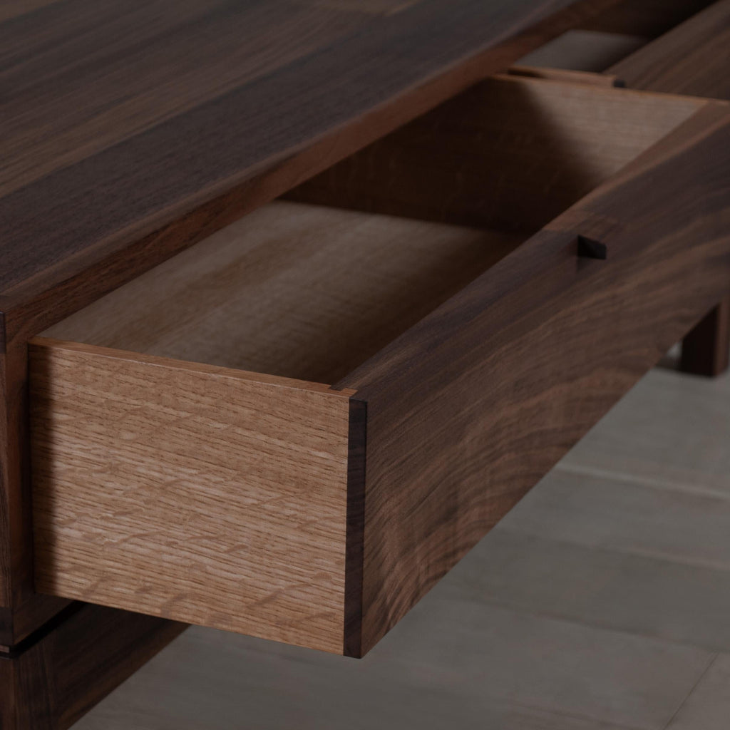 https://a.1stdibscdn.com/large-handcrafted-4-drawer-coffee-table-by-sum-furniture-solid-walnut-oak-for-sale-picture-18/f_12322/f_486092621777888177072/DSC_0030_master.jpg