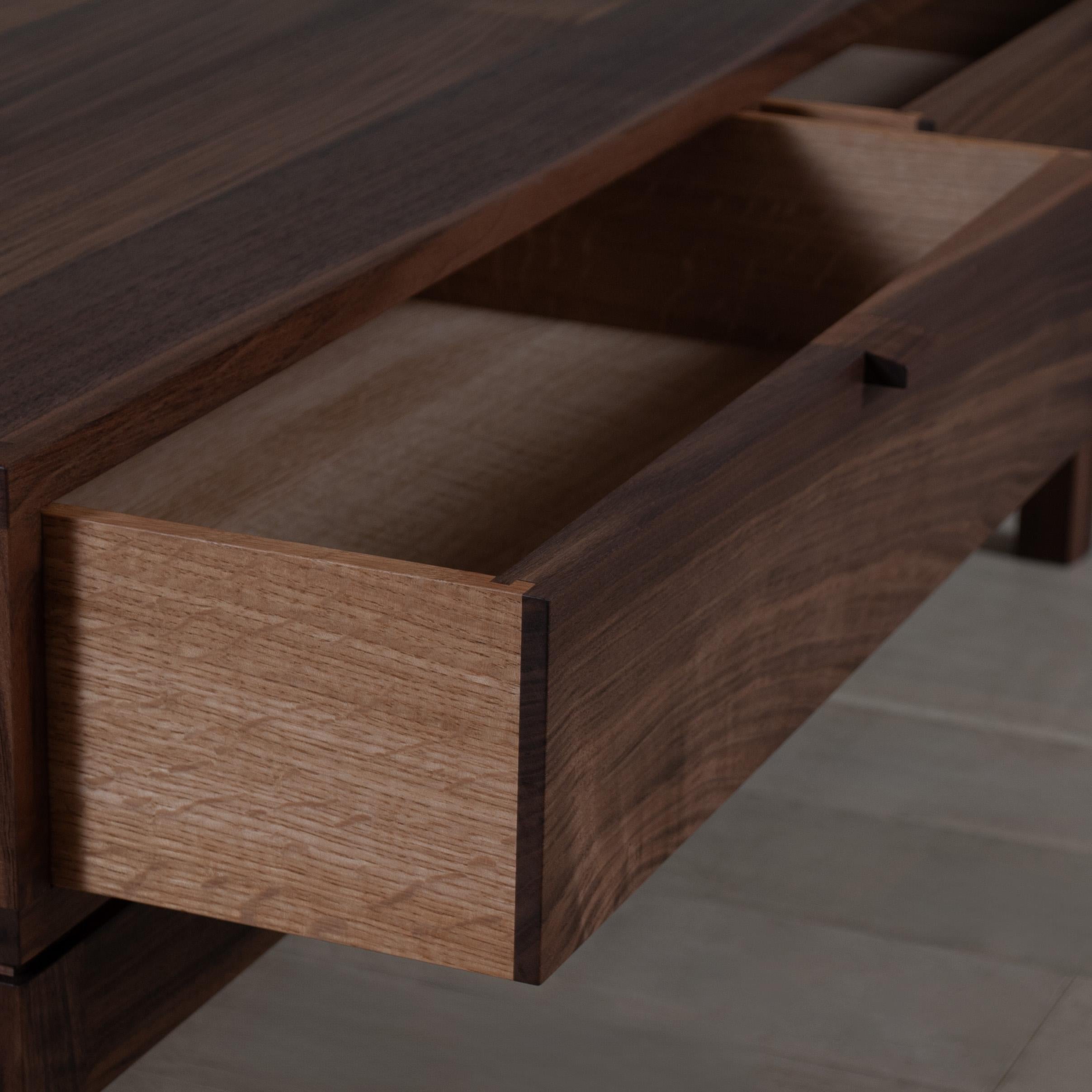 https://a.1stdibscdn.com/large-handcrafted-4-drawer-coffee-table-by-sum-furniture-solid-walnut-oak-for-sale-picture-18/f_12322/f_486092621777888177072/DSC_0030_master.jpg