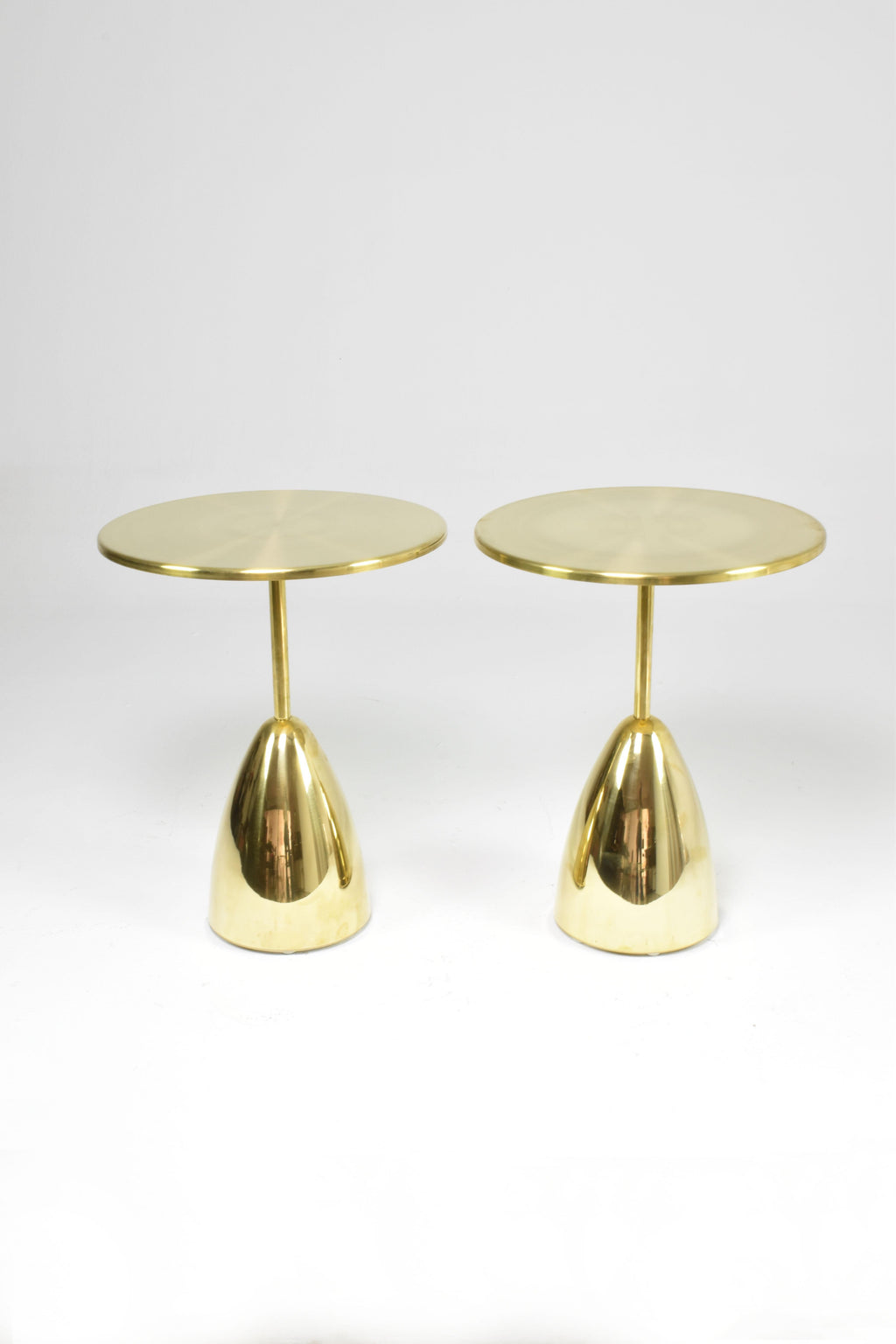 https://a.1stdibscdn.com/pair-of-or-ora-handcrafted-brass-side-tables-by-jonathan-amar-studio-for-sale-picture-15/f_26823/f_95039111745925537644/DSC_0037_master.JPG