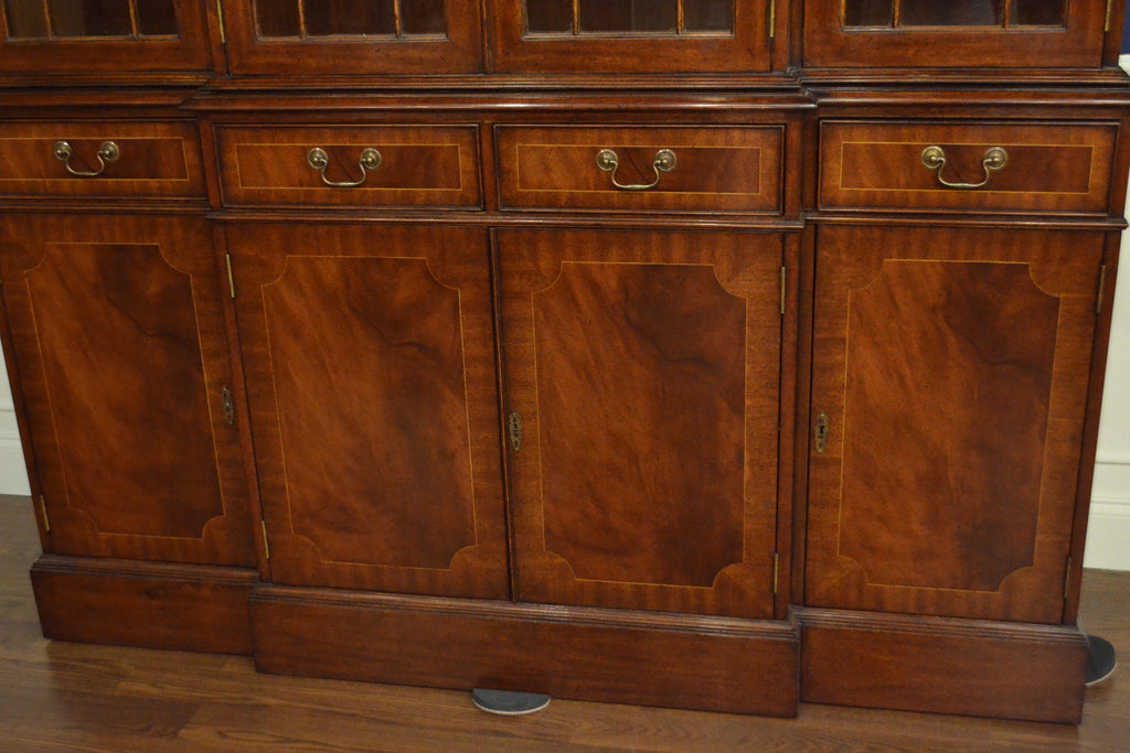 https://a.1stdibscdn.com/mahogany-georgian-style-four-door-bookcase-china-cabinet-by-leighton-hall-for-sale-picture-4/f_44162/f_154103421562767904564/DSC_0041_master.jpg