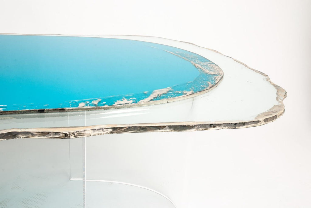https://a.1stdibscdn.com/contemporary-coffee-table-silvered-art-glass-surface-and-transparent-legs-for-sale-picture-6/f_16022/f_144241411555600609461/DSC_0086_master.jpg